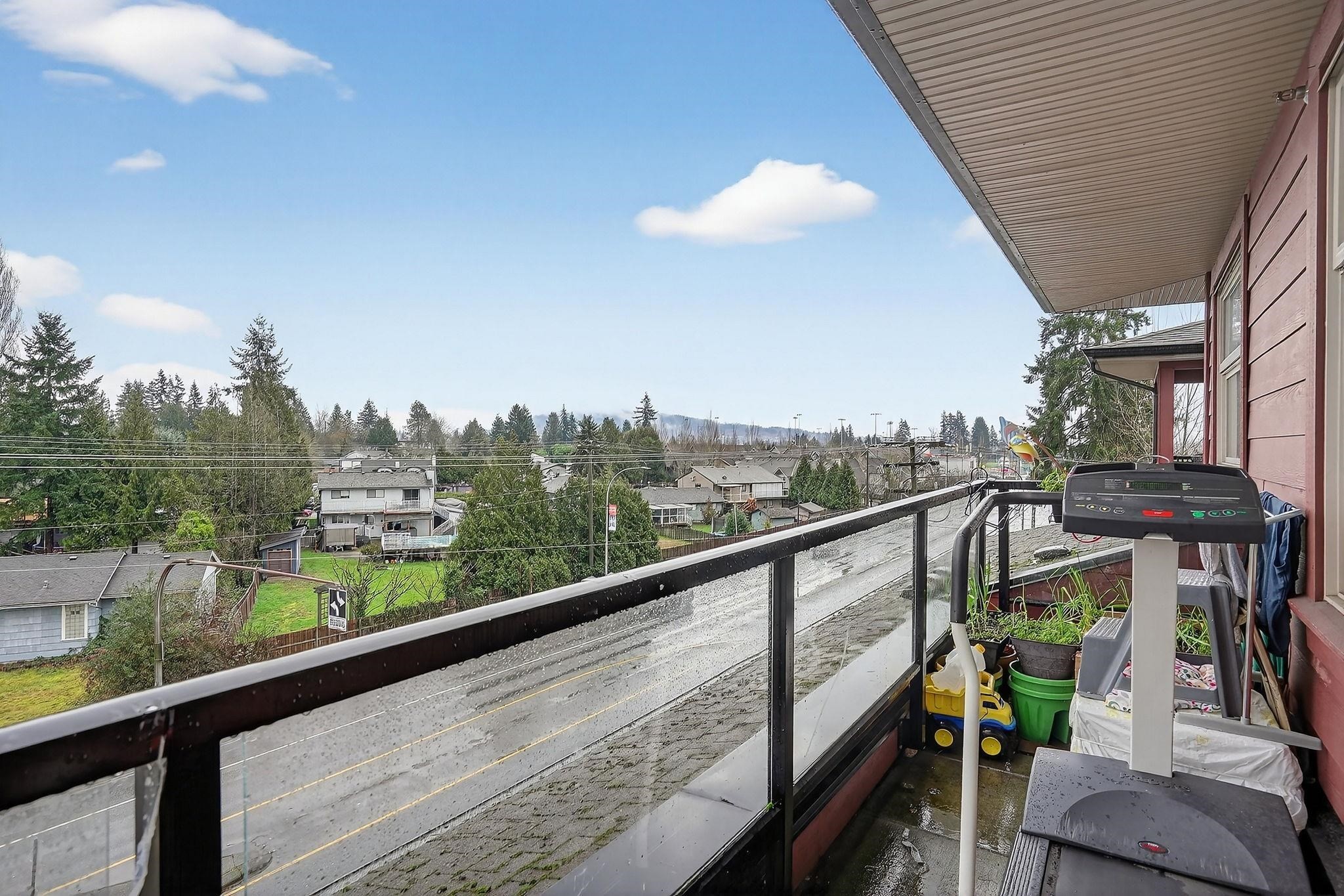404-22858 Lougheed Highway, Maple Ridge, BC