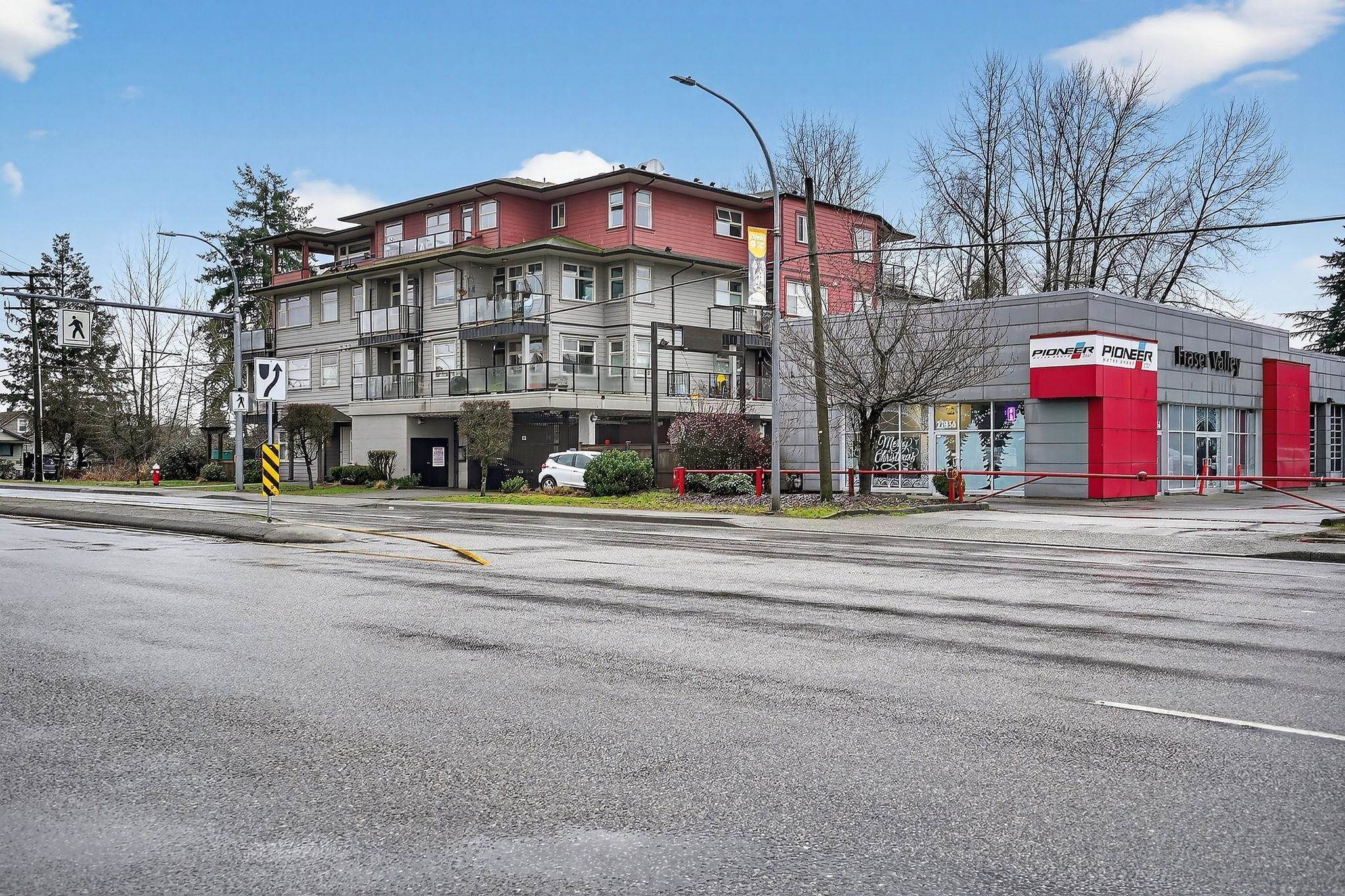 404-22858 Lougheed Highway, Maple Ridge, BC