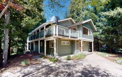 6407 Easy Street Whistler, BC V8E 0C5