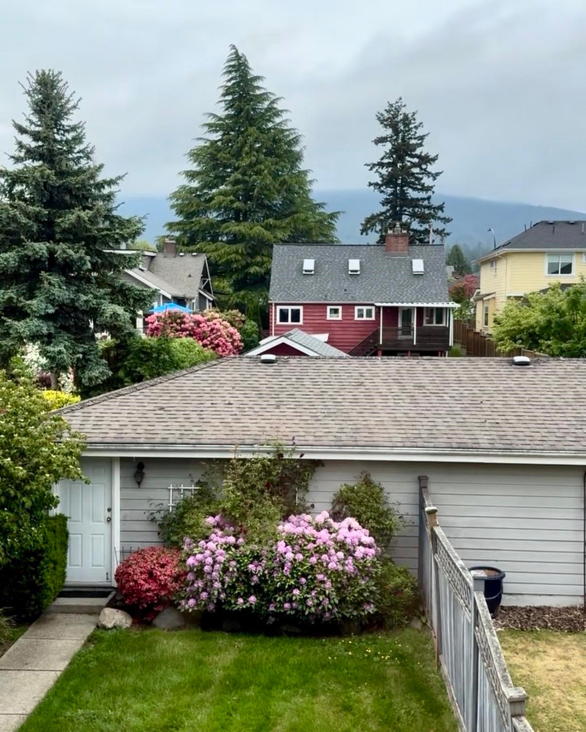 332 12Th Street E, North Vancouver, BC
