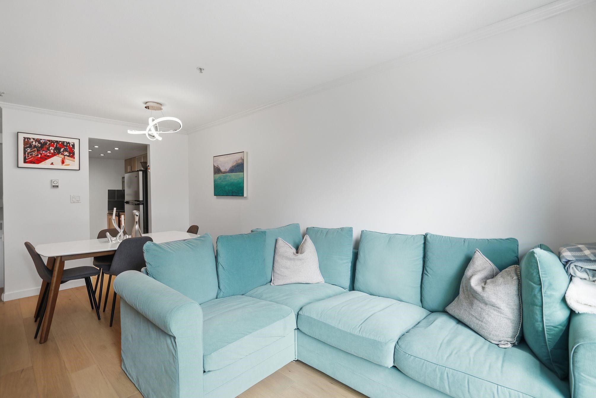 2510 4Th Avenue W, Vancouver, BC