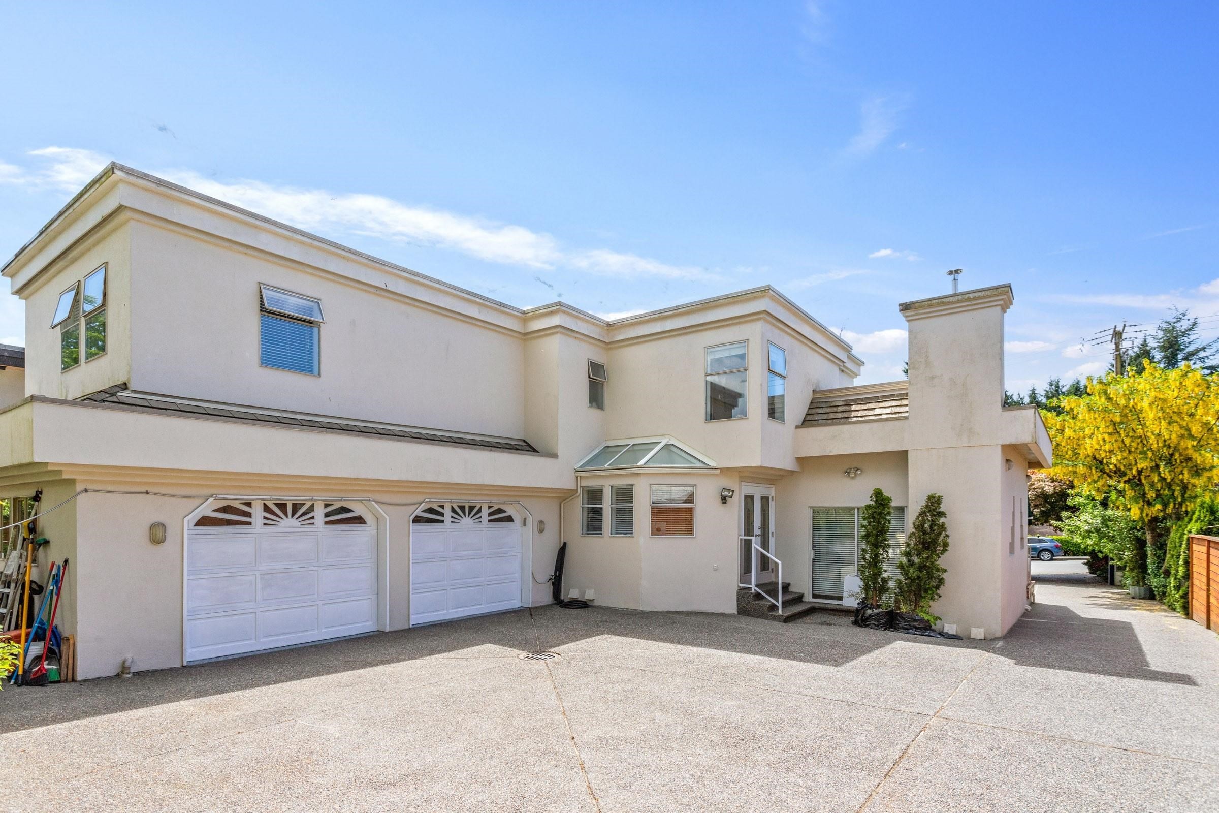 2541 Marine Drive, West Vancouver, BC