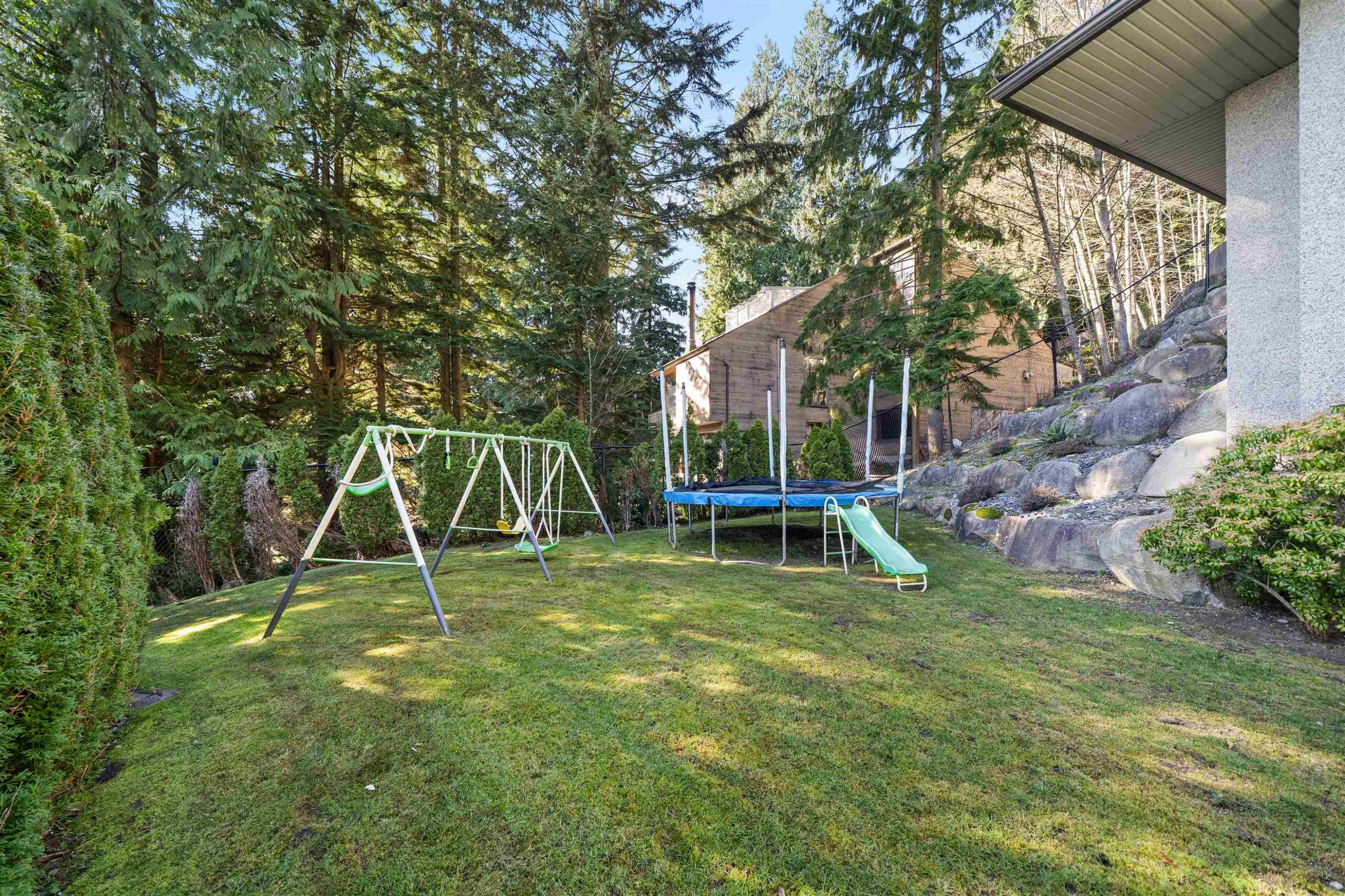 1162 Millstream Road, West Vancouver, BC