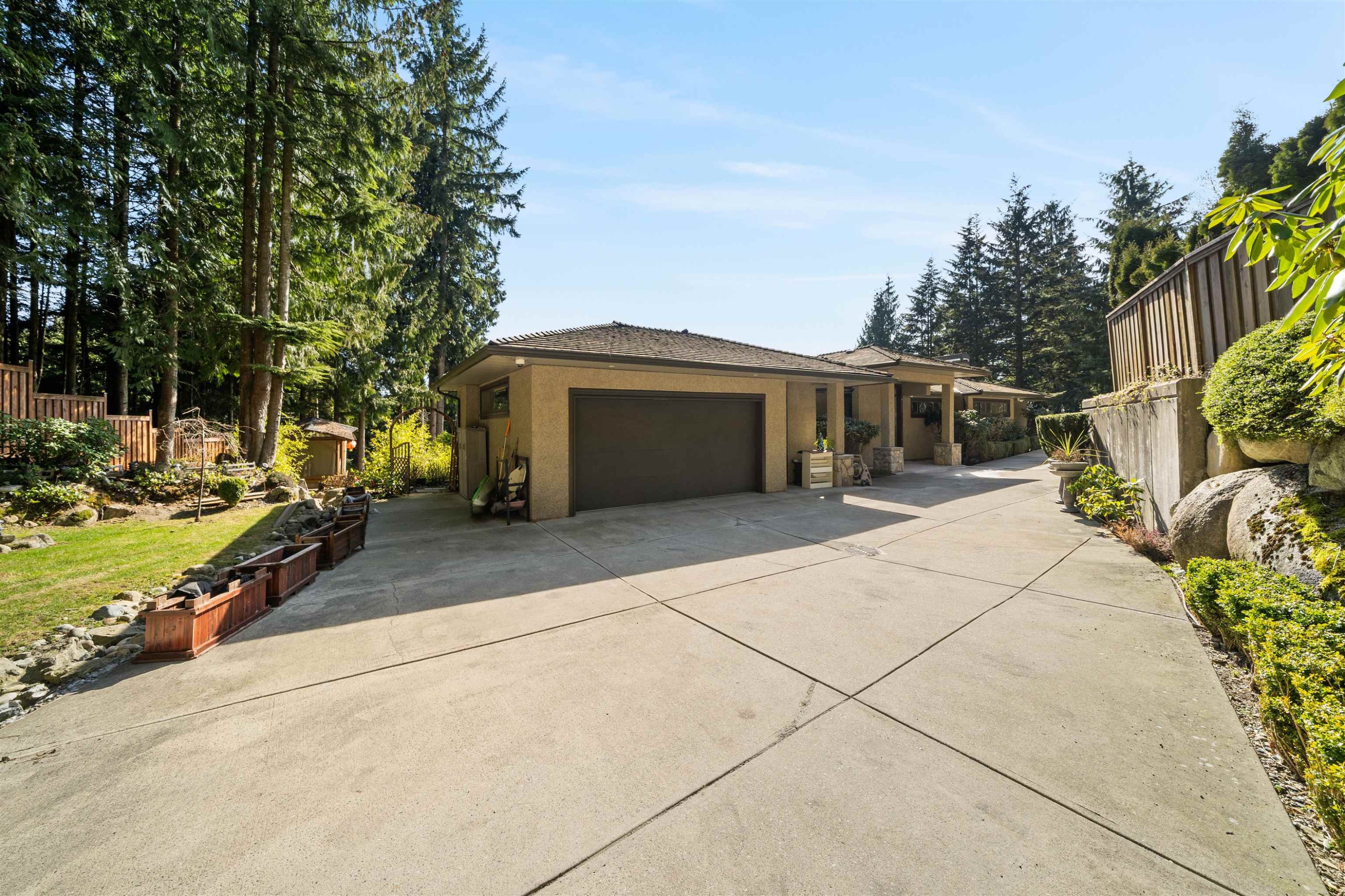 1162 Millstream Road, West Vancouver, BC