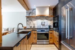 23-6127 Eagle Ridge Crescent Whistler, BC V0N 1B6
