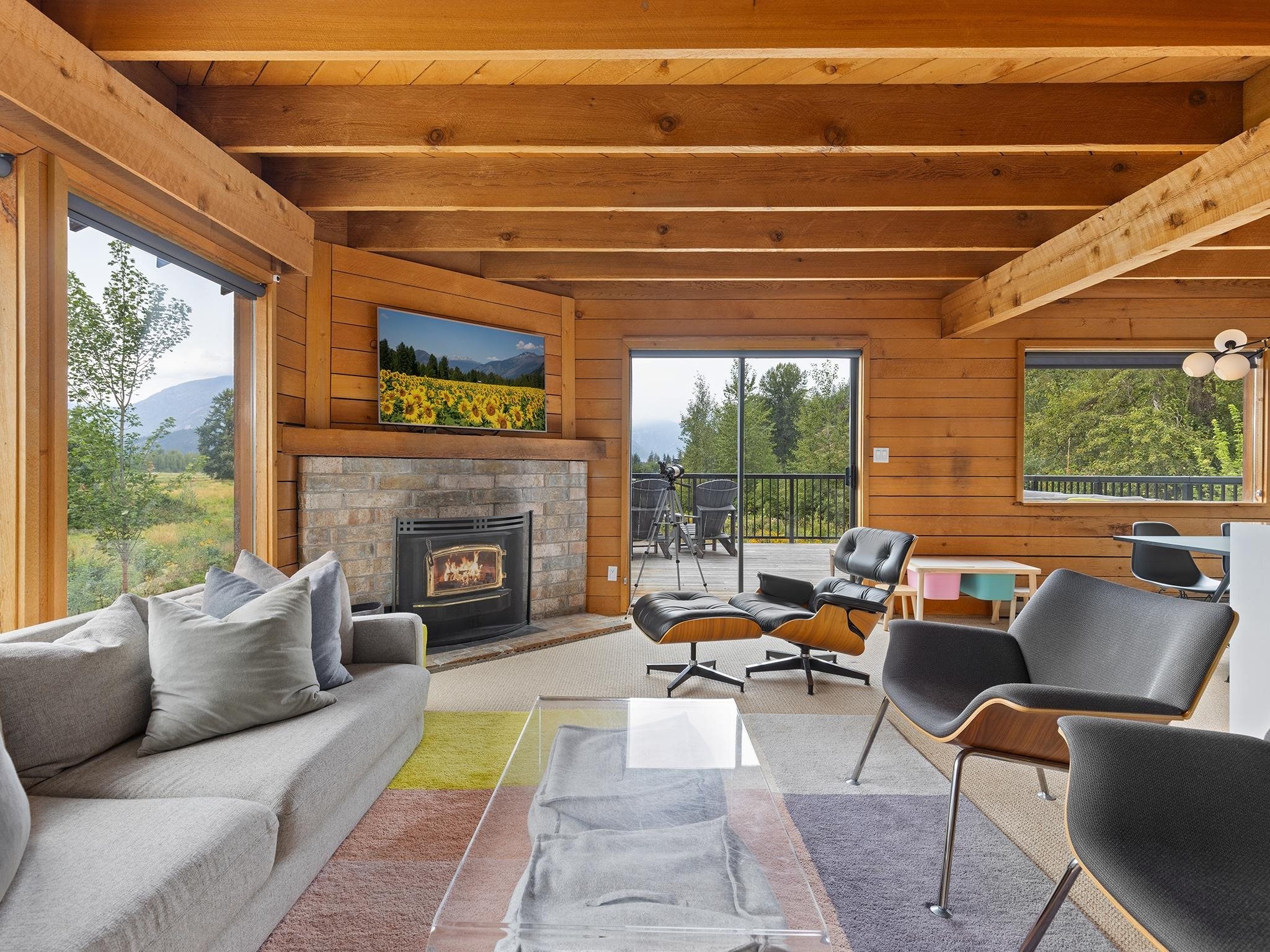 7320 Macrae Road, Pemberton, BC