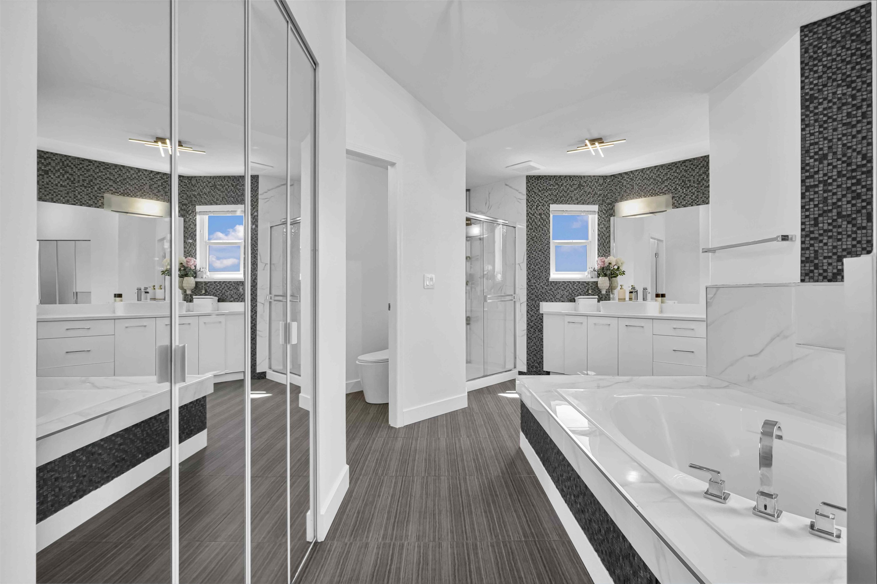 1476 Lansdowne Drive, Coquitlam, BC
