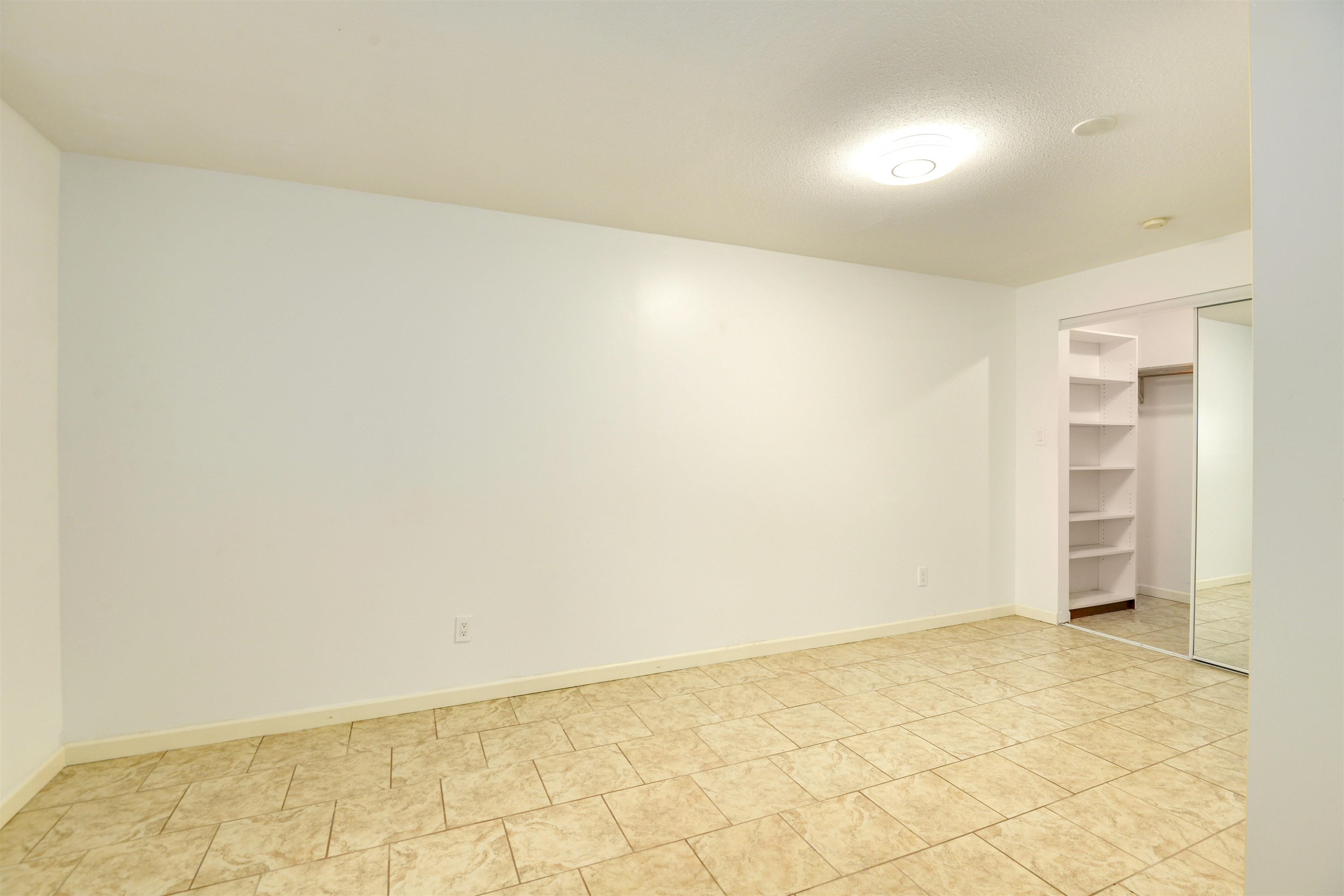 1476 Lansdowne Drive, Coquitlam, BC
