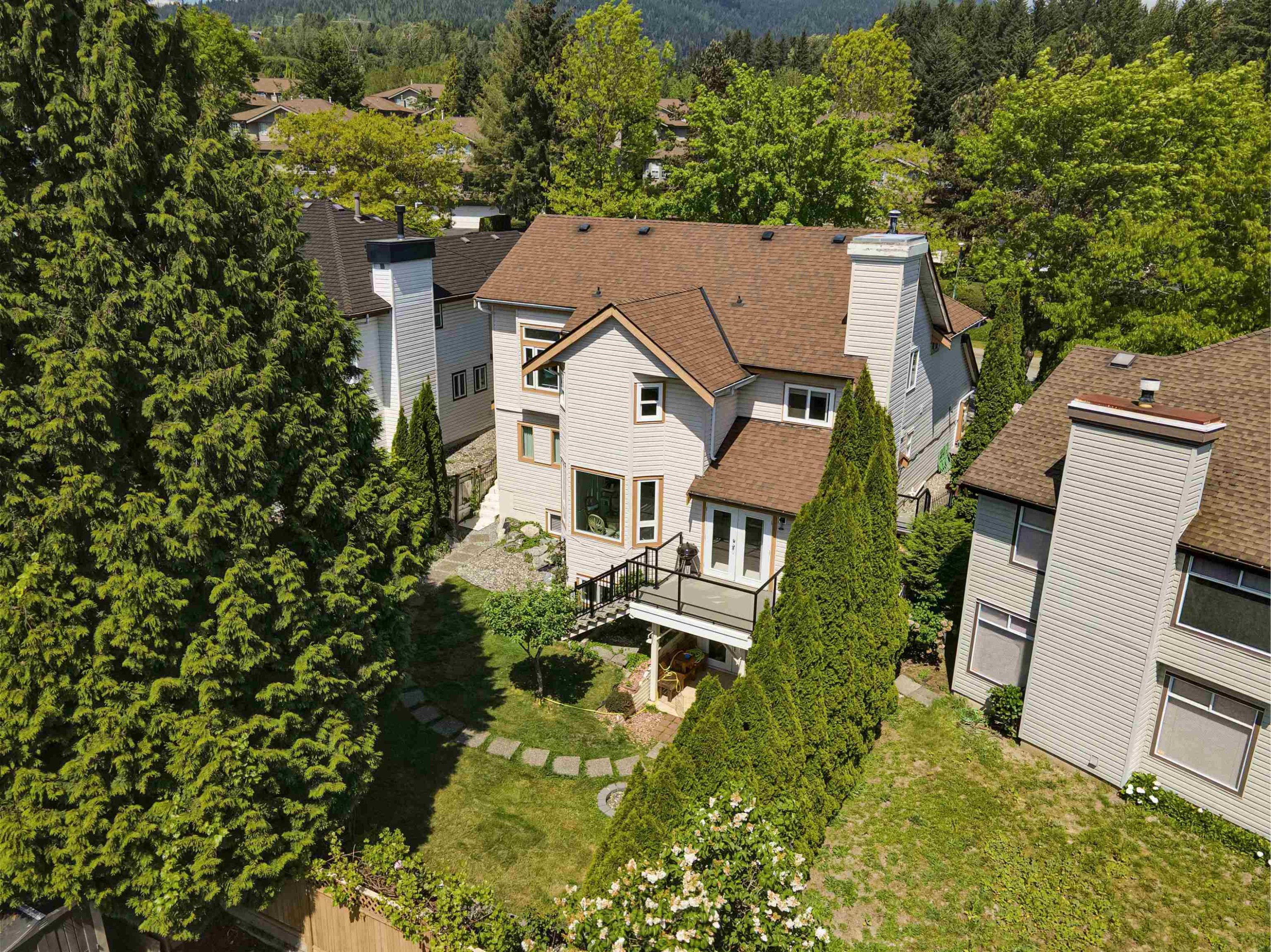 1476 Lansdowne Drive, Coquitlam, BC