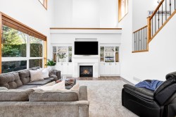 22-24185 106b Avenue Maple Ridge, BC V2W 0C4