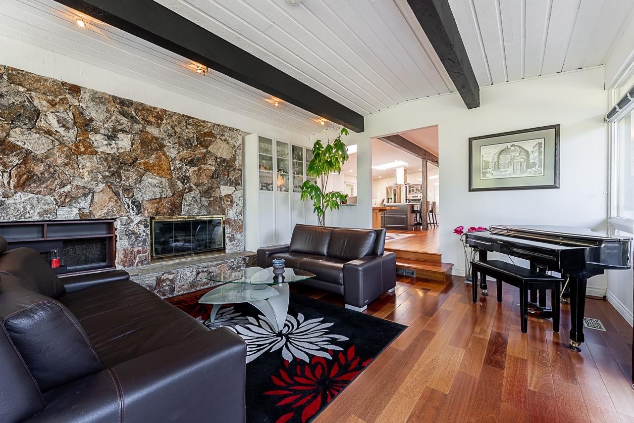5651 Westhaven Road, West Vancouver, BC