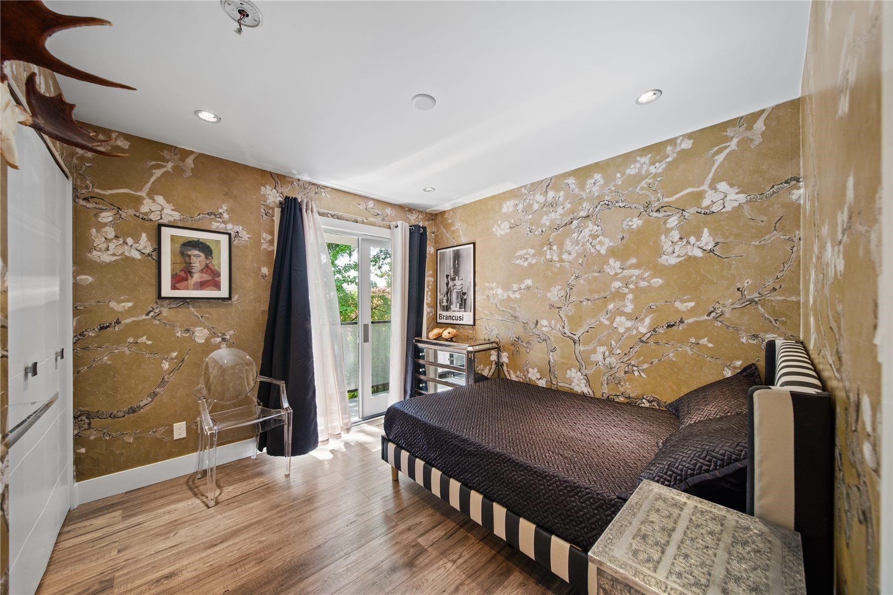 609 Lidster Place, New Westminster, BC