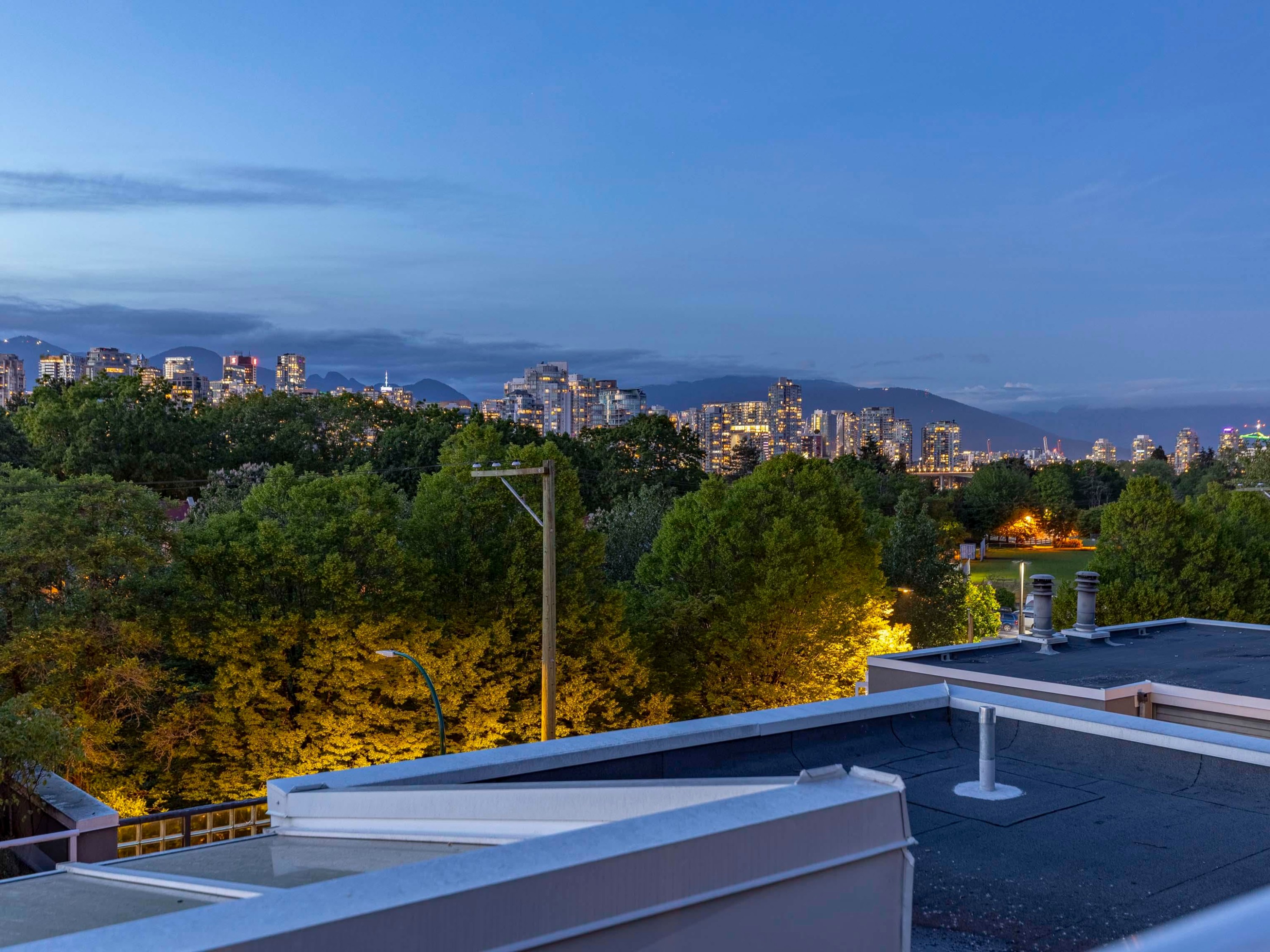 2218 Spruce Street, Vancouver, BC