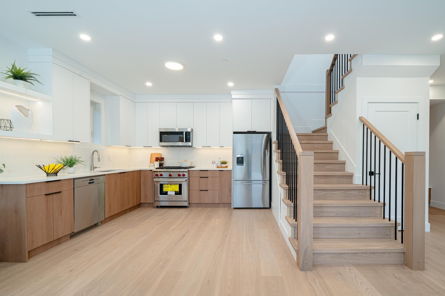 1935 4Th Avenue E, Vancouver, BC
