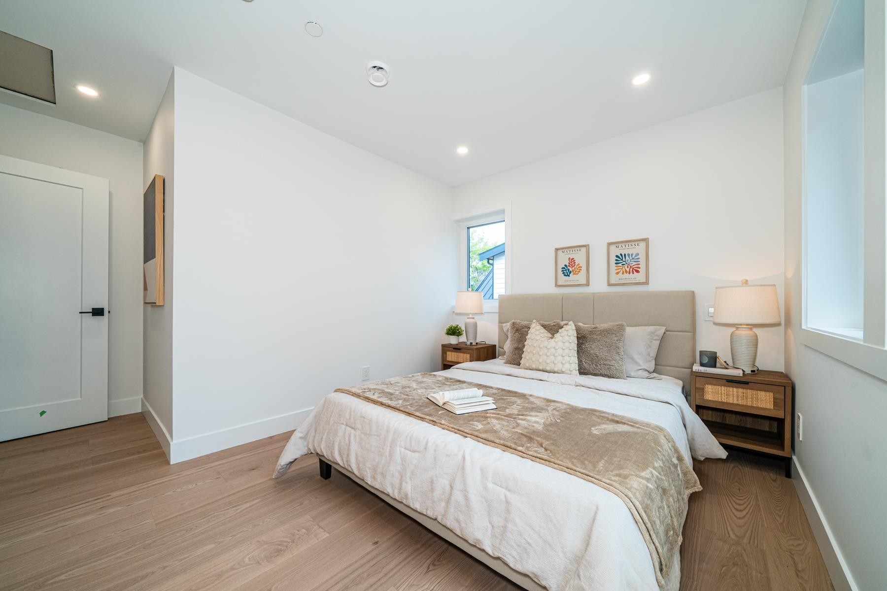 1935 4Th Avenue E, Vancouver, BC