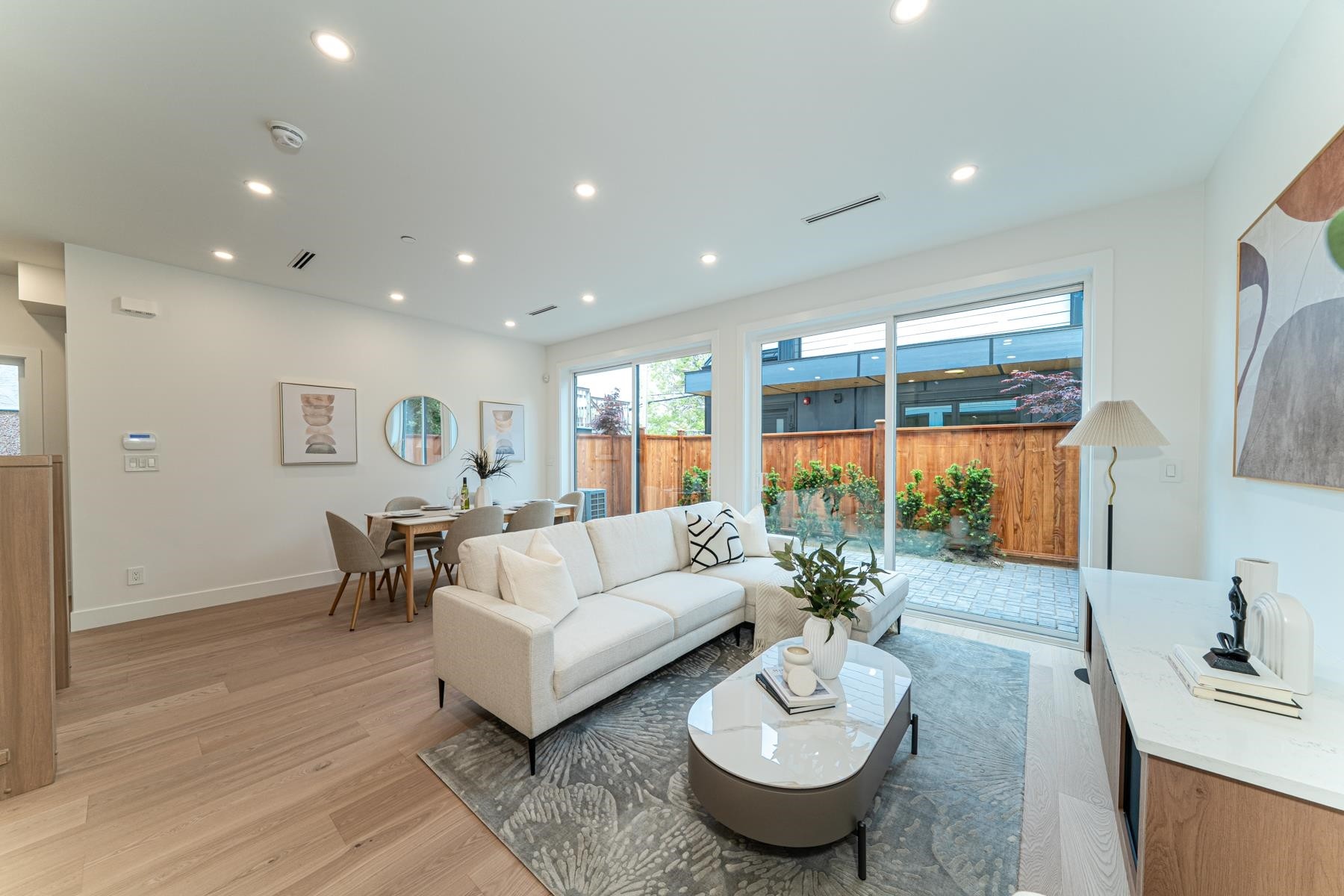 1935 4Th Avenue E, Vancouver, BC