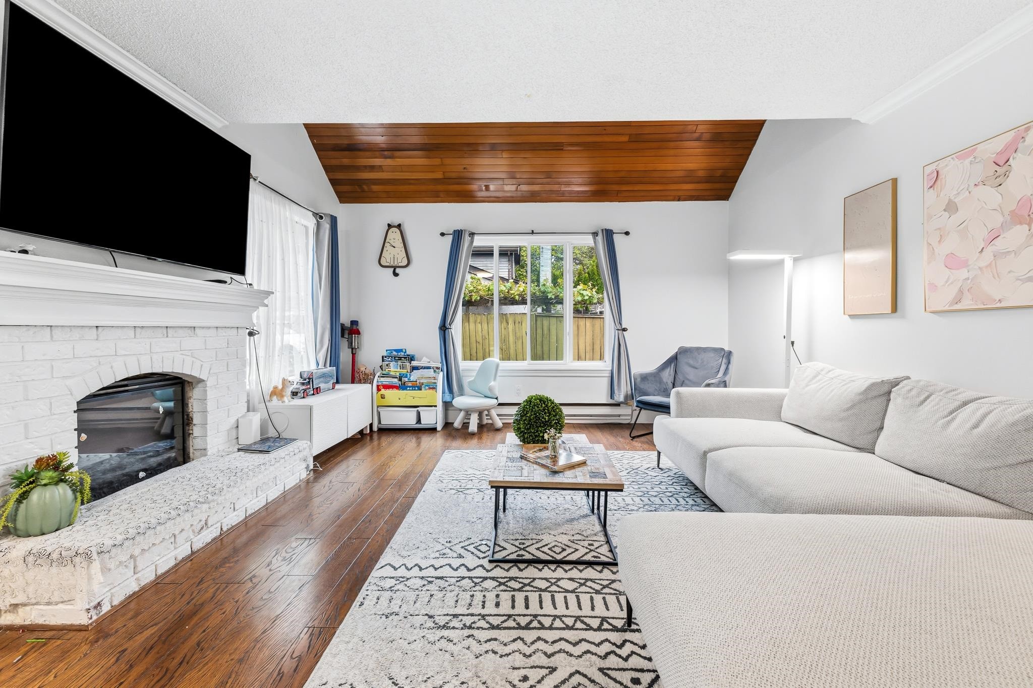 6470 Sheridan Road, Richmond, BC
