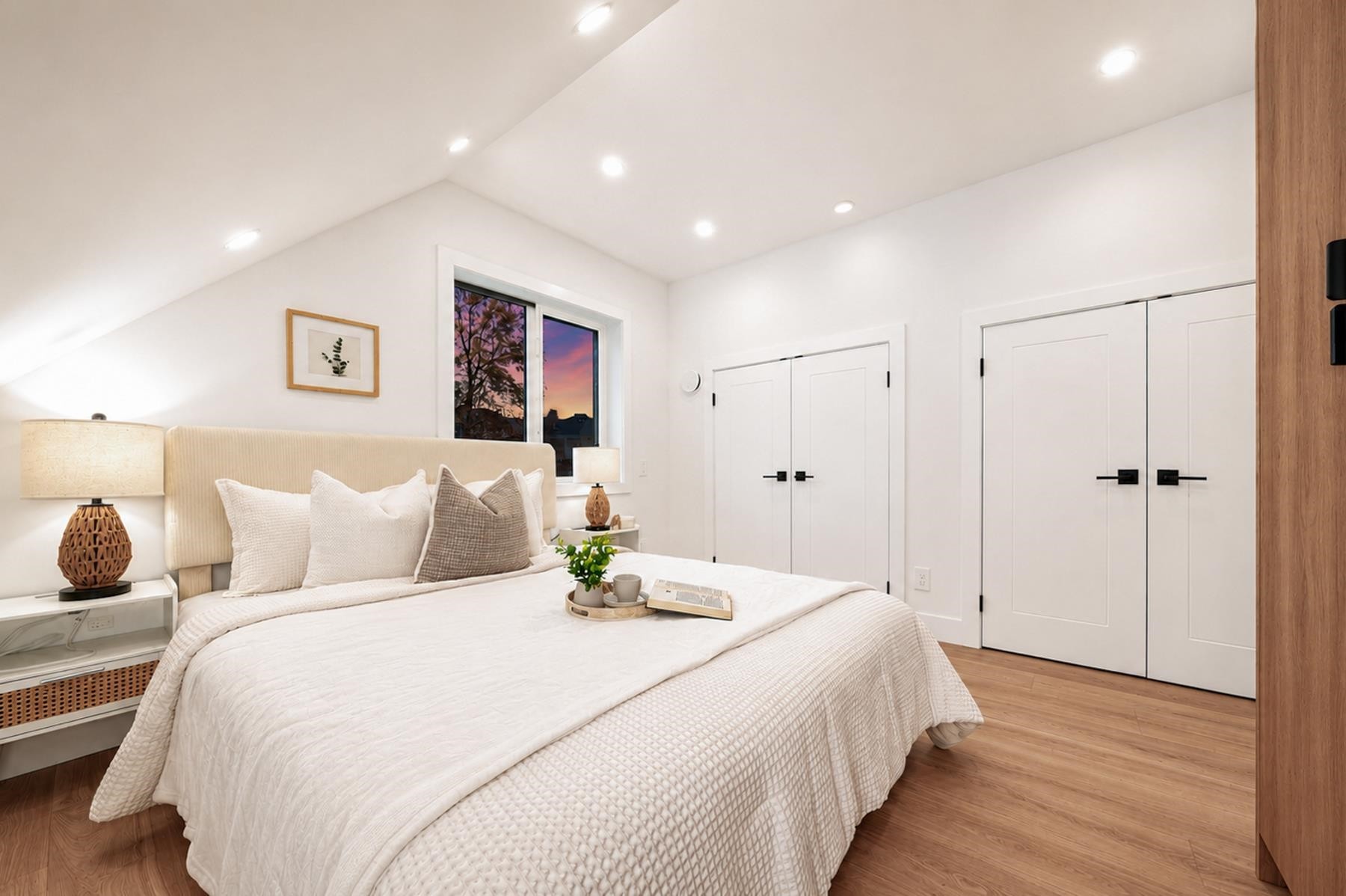 1937 4Th Avenue E, Vancouver, BC