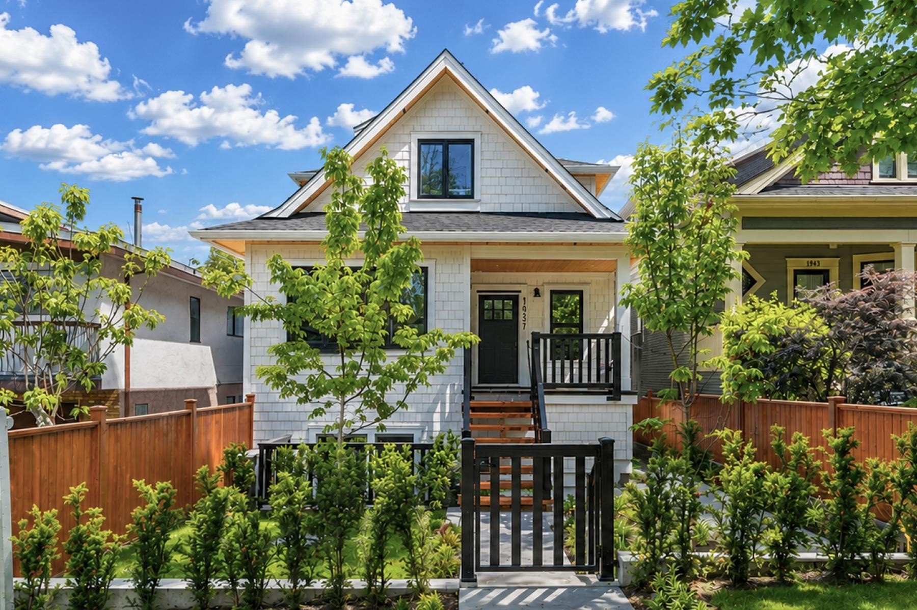 1937 4Th Avenue E, Vancouver, BC