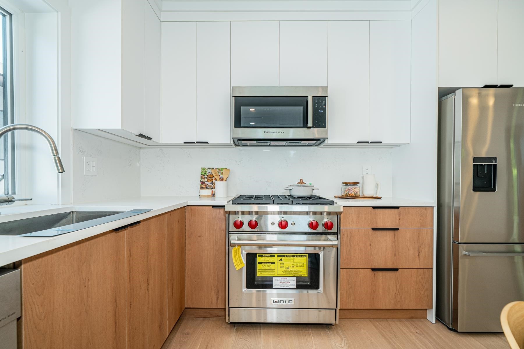 1937 4Th Avenue E, Vancouver, BC