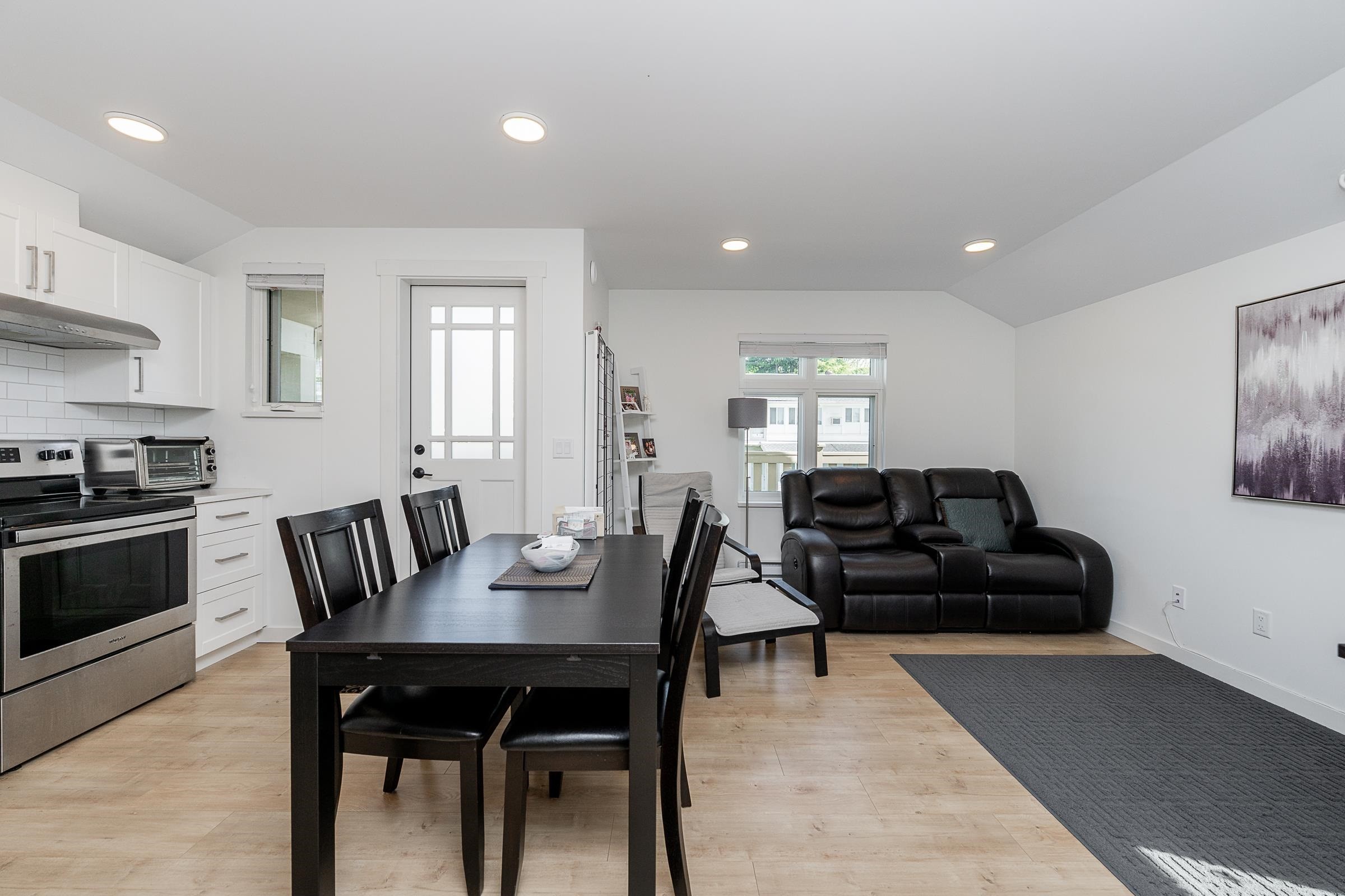 903 Walls Avenue, Coquitlam, BC