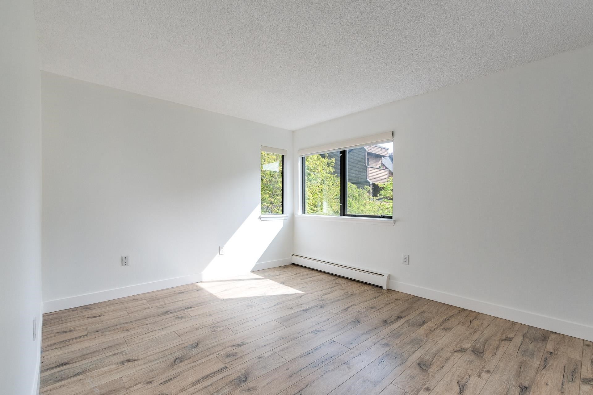 212-3275 Mountain Highway, North Vancouver, BC