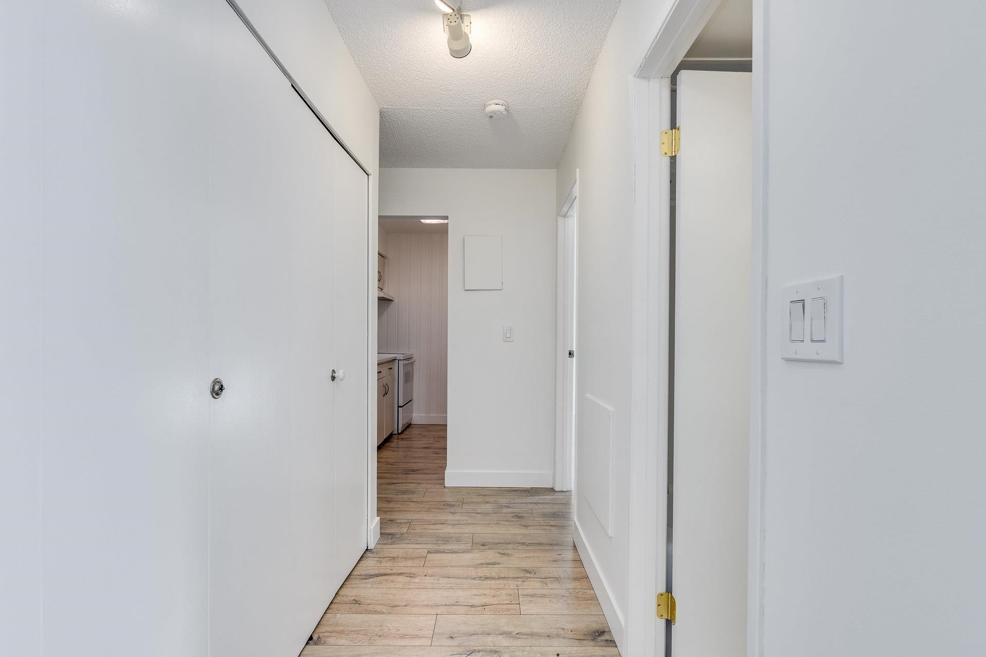 212-3275 Mountain Highway, North Vancouver, BC
