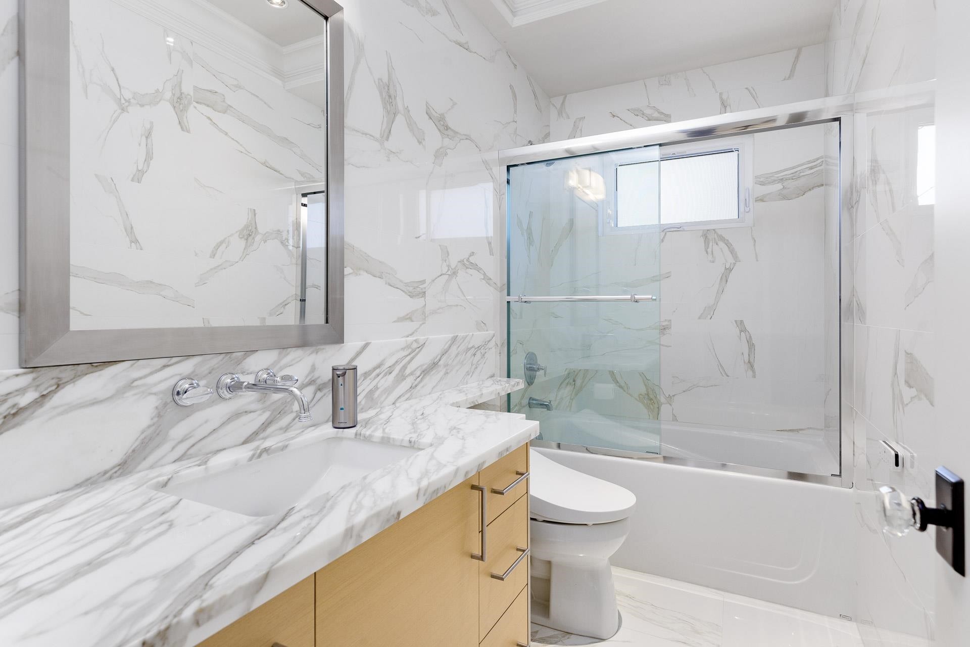 5826 Angus Drive, Vancouver, BC