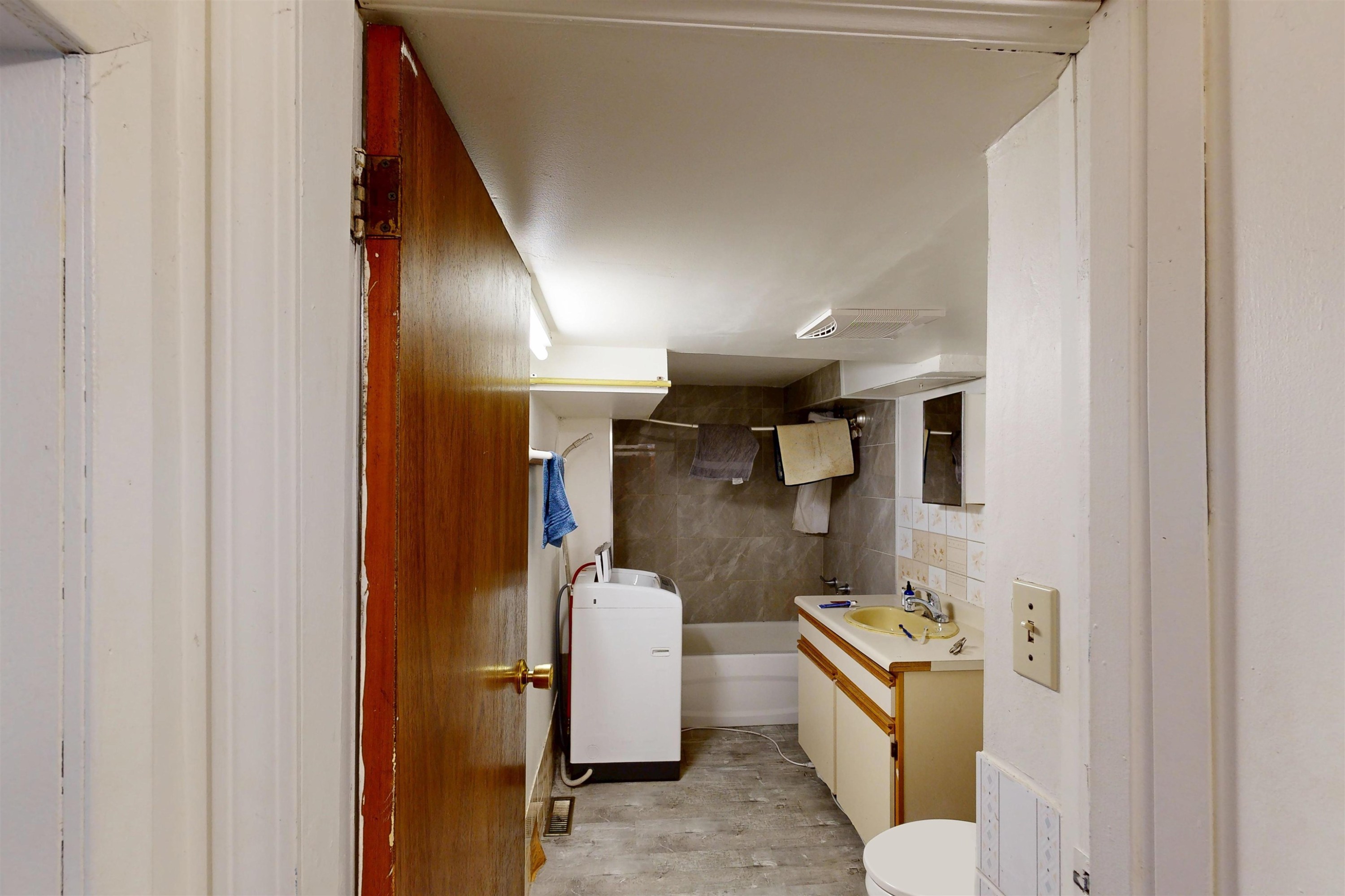 1349 14Th Avenue E, Vancouver, BC