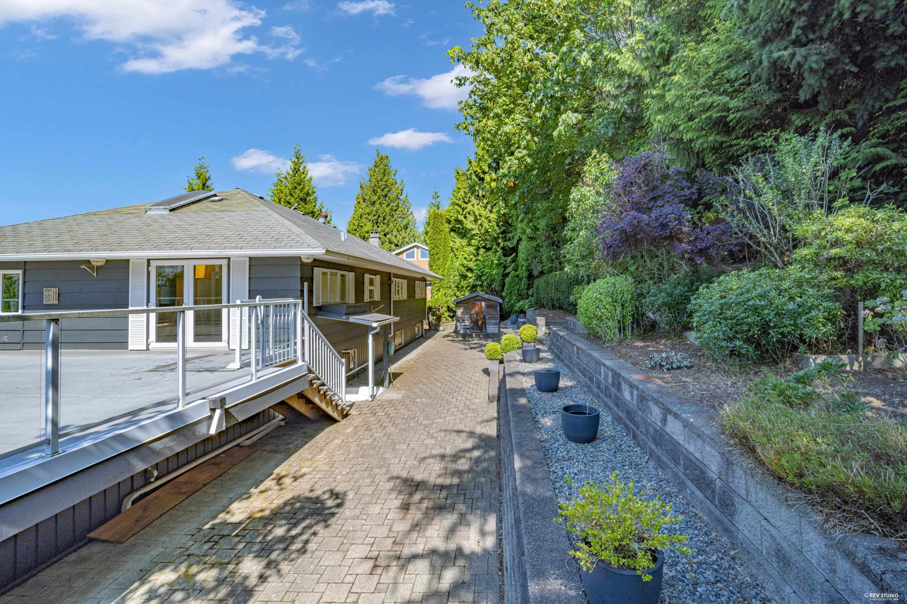2615 Skilift Place, West Vancouver, BC