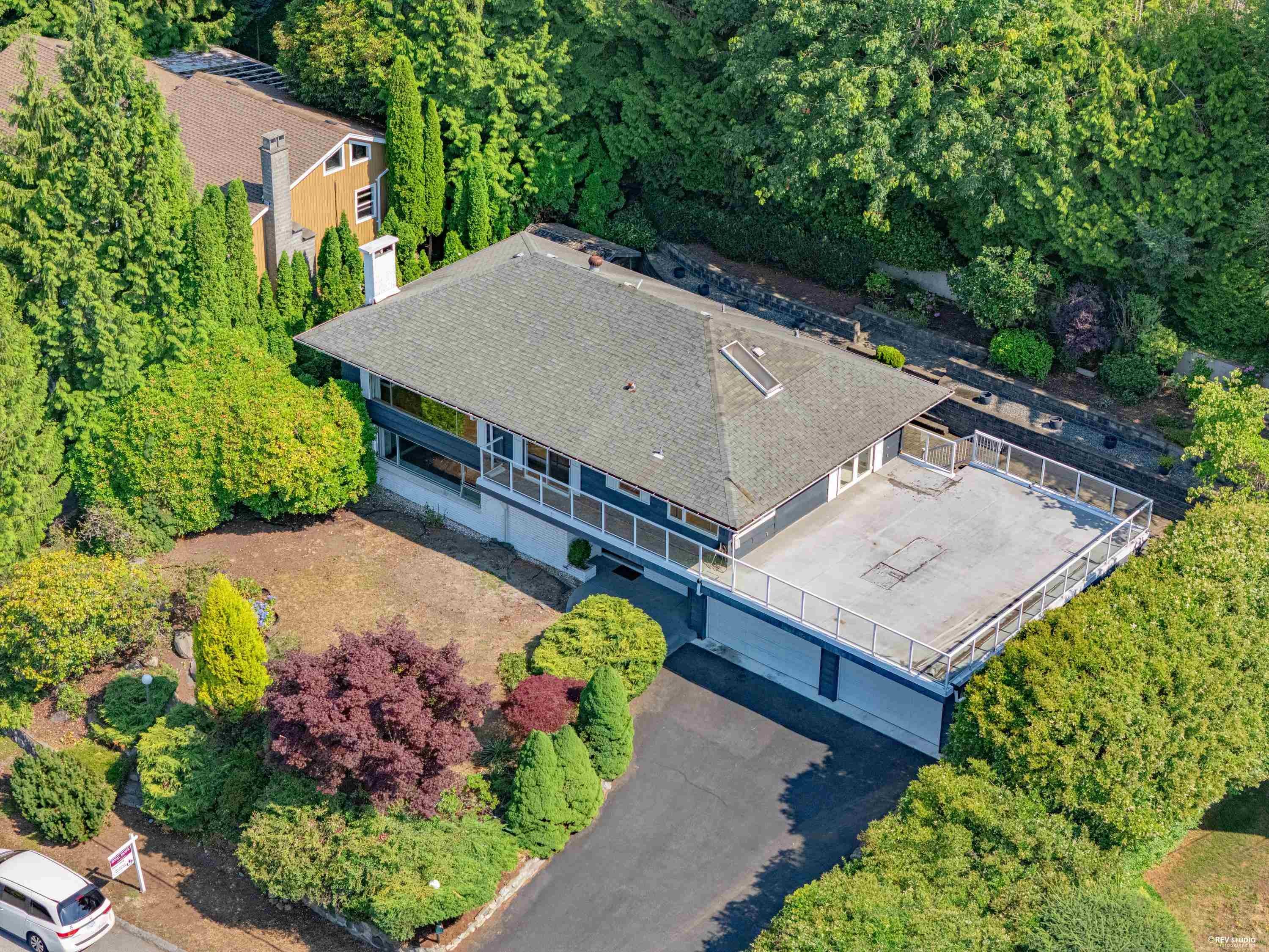 2615 Skilift Place, West Vancouver, BC