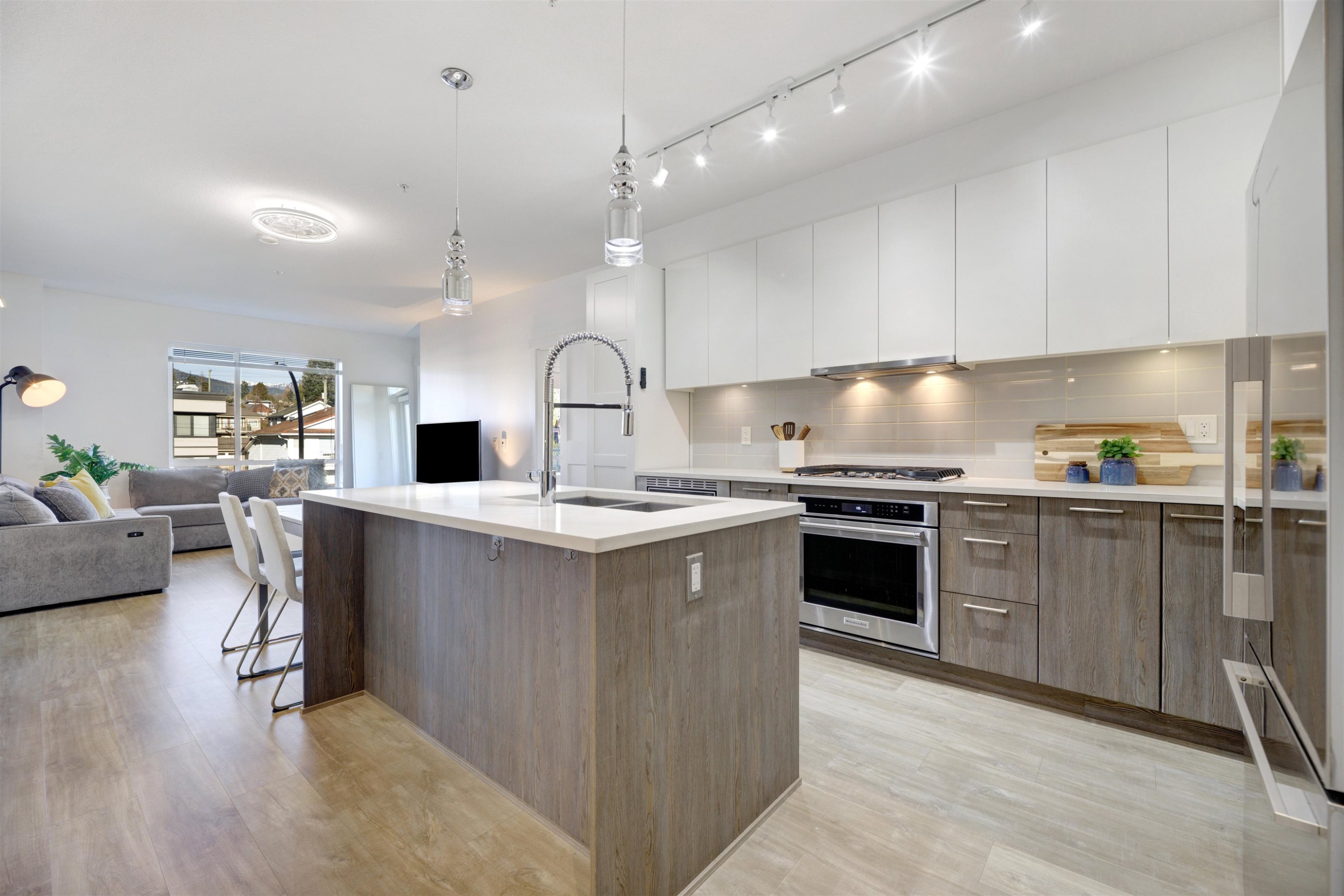 306-625 3Rd Street E, North Vancouver, BC