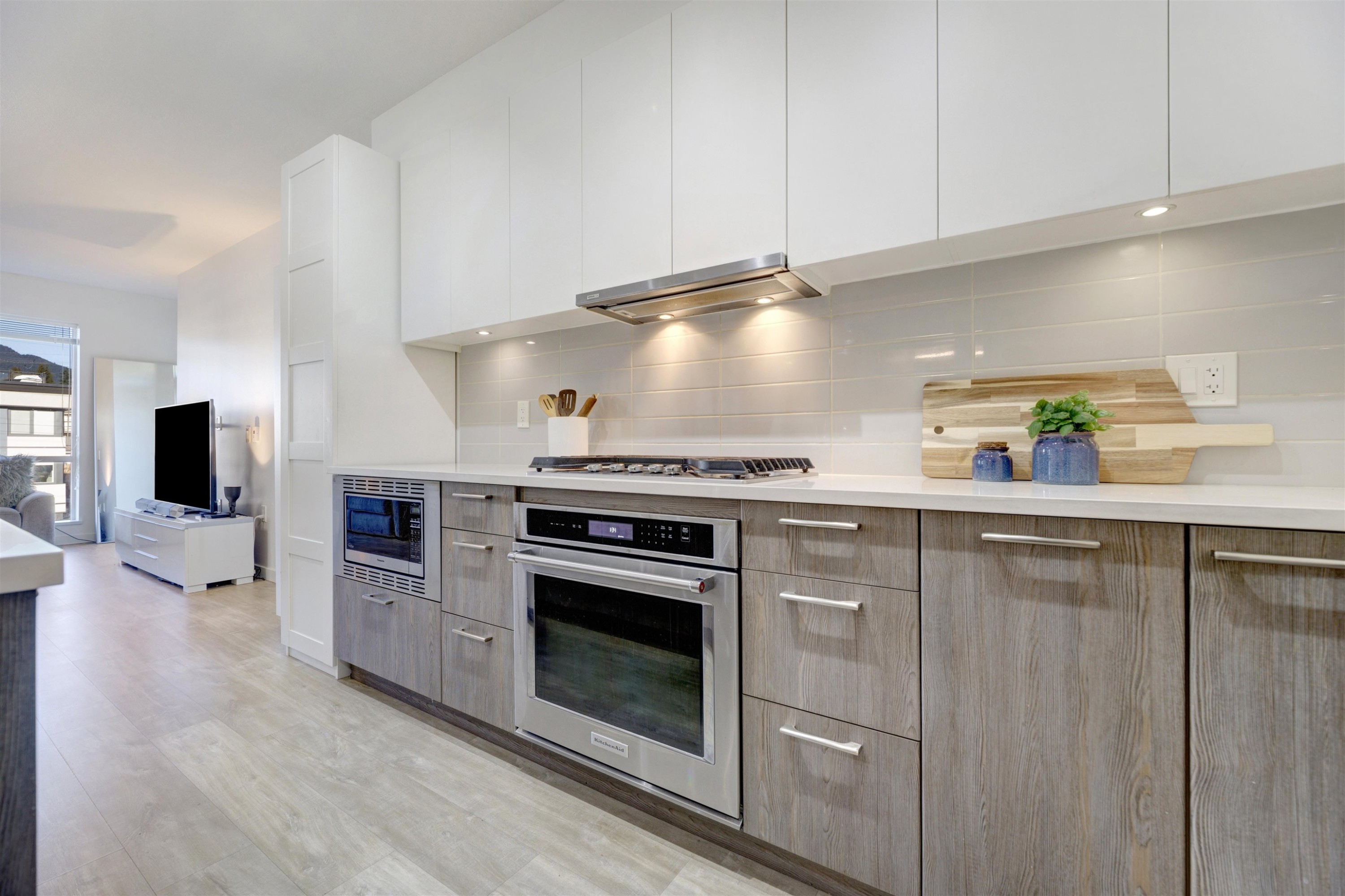 306-625 3Rd Street E, North Vancouver, BC