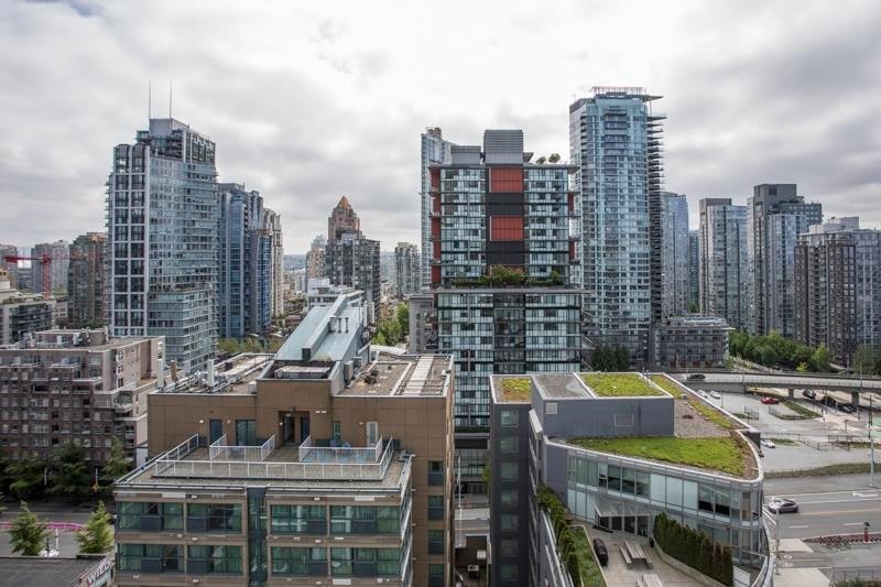 1805-1351 Continental Street, Vancouver, BC