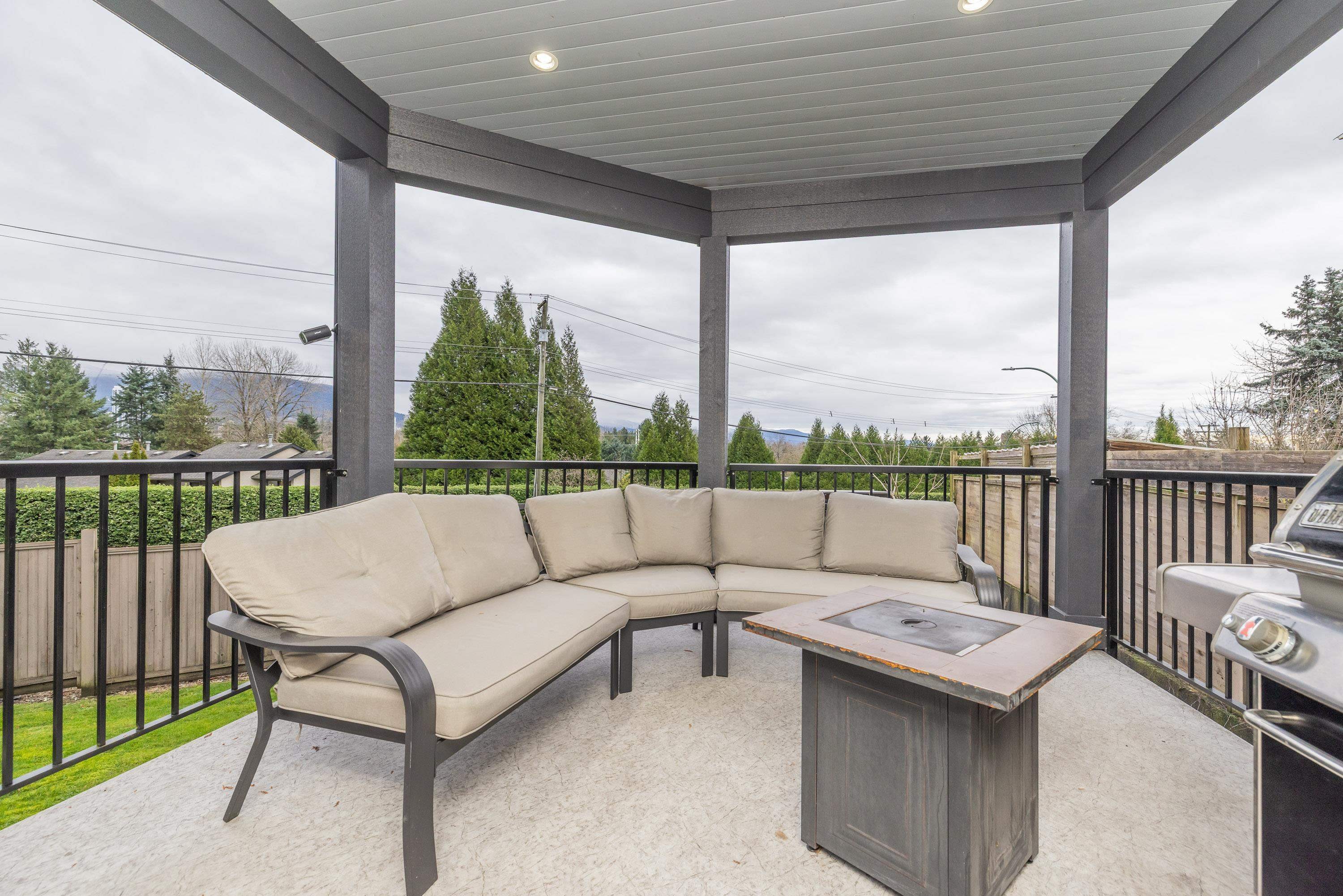 1025 Ranch Park Way, Coquitlam, BC