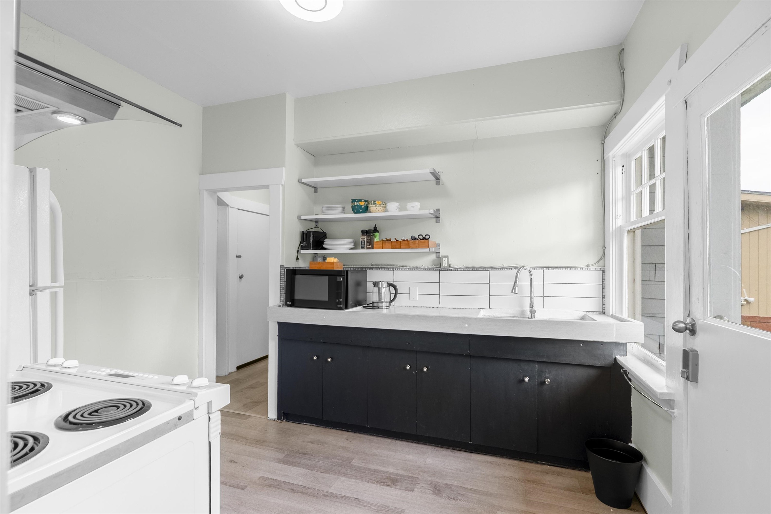 3425 8Th Avenue W, Vancouver, BC