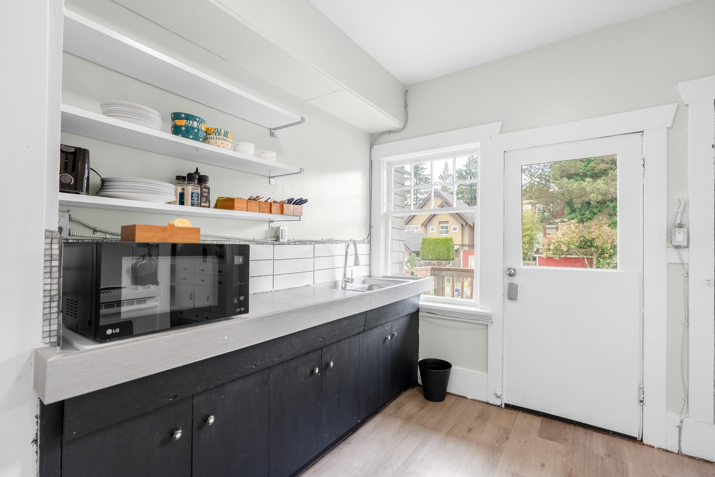 3425 8Th Avenue W, Vancouver, BC