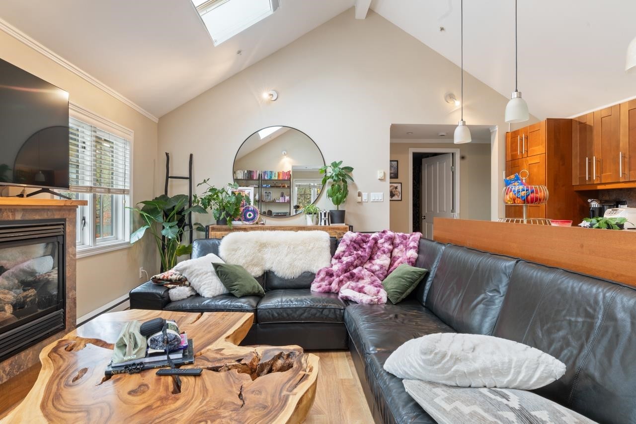 1820 11Th Avenue W, Vancouver, BC