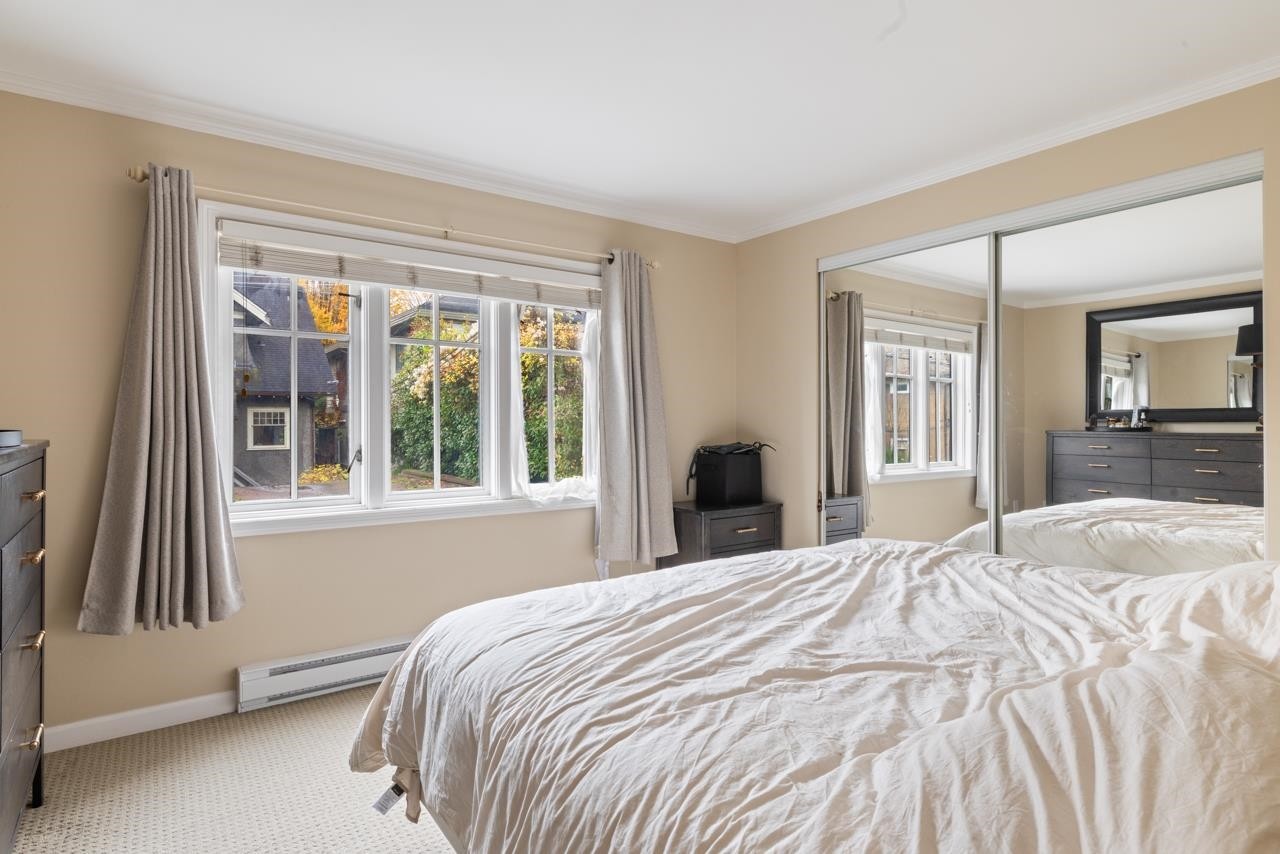 1820 11Th Avenue W, Vancouver, BC