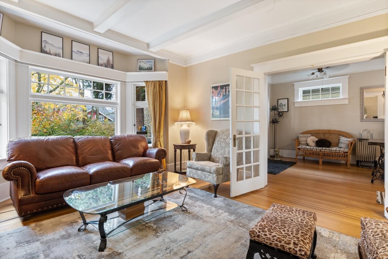 1820 11Th Avenue W, Vancouver, BC