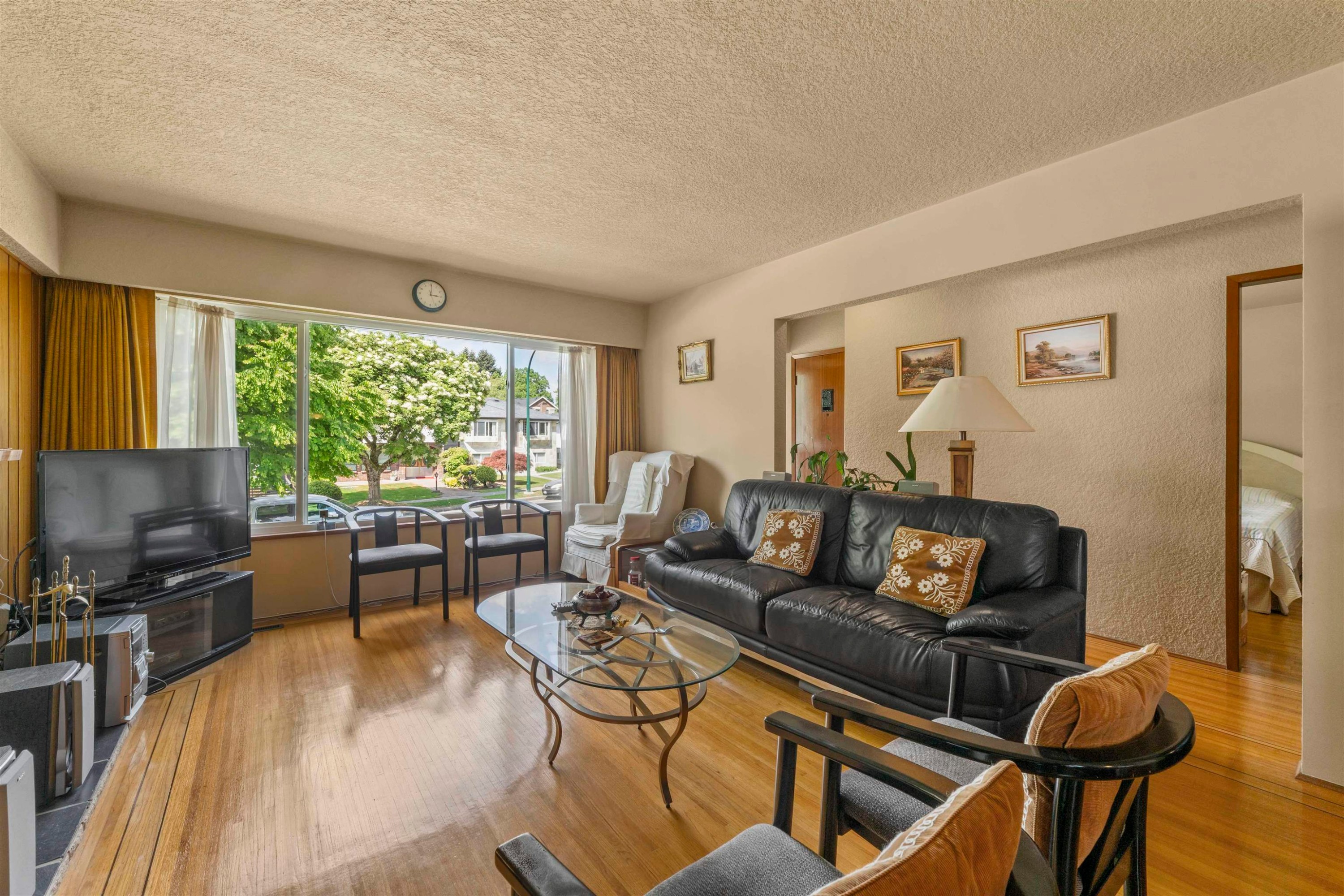 2666 Waverley Avenue, Vancouver, BC