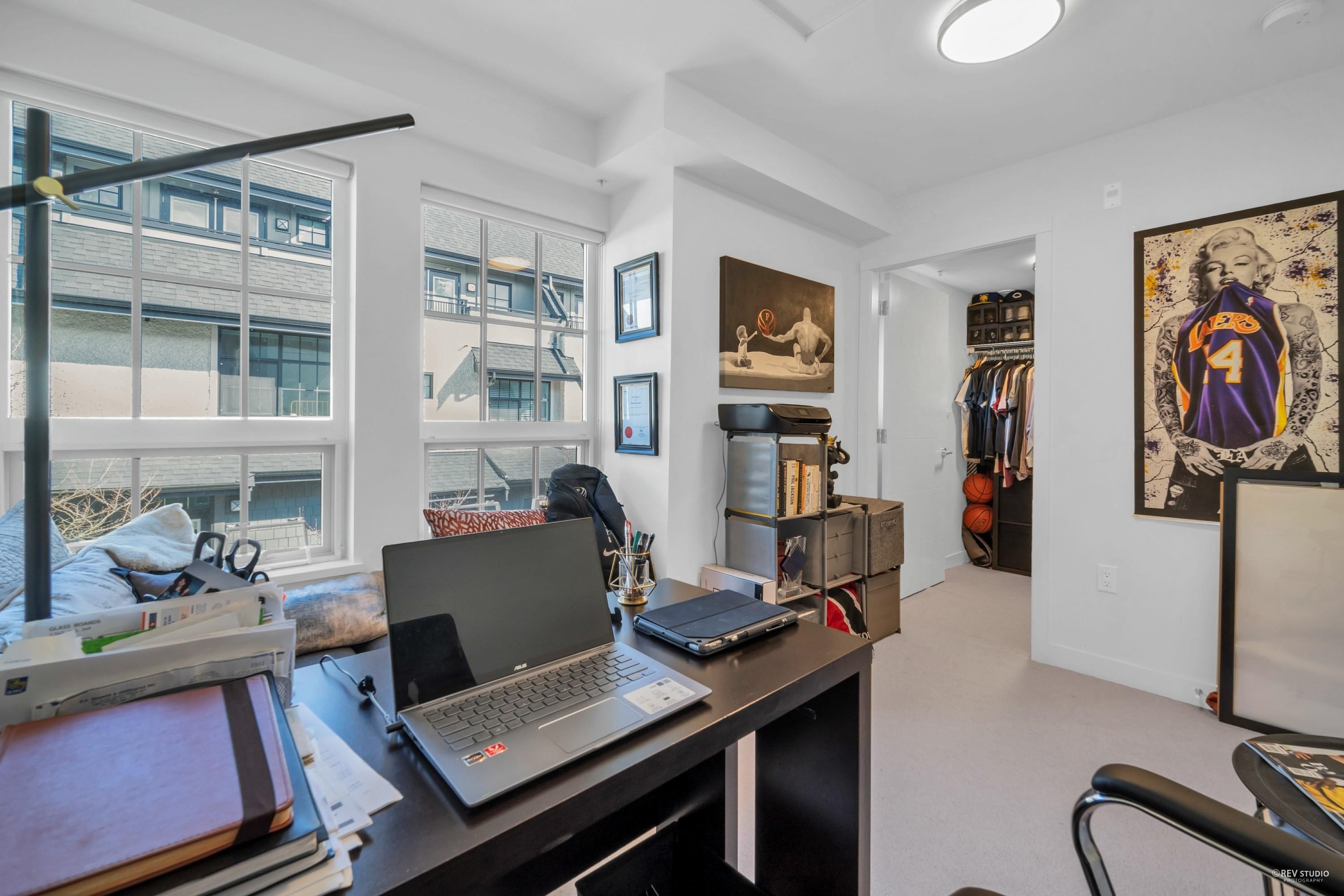 7901 Oak Street, Vancouver, BC