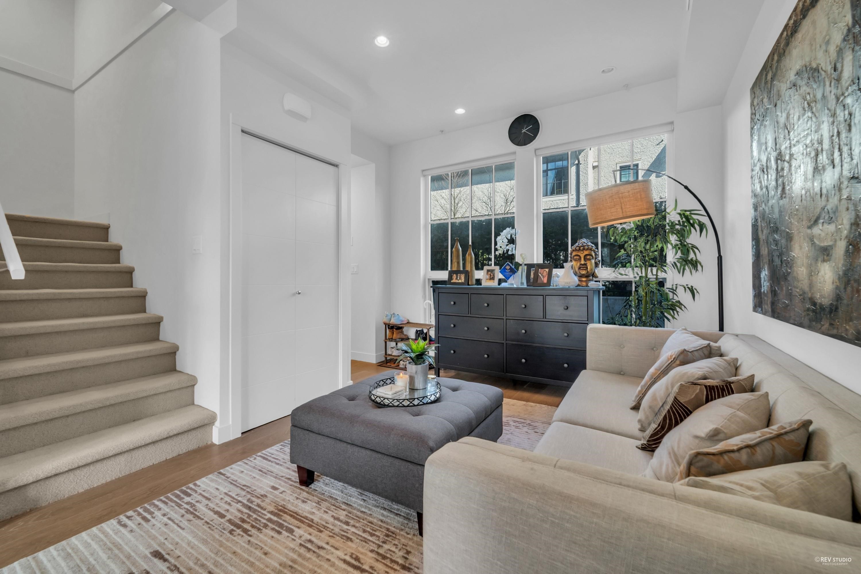 7901 Oak Street, Vancouver, BC