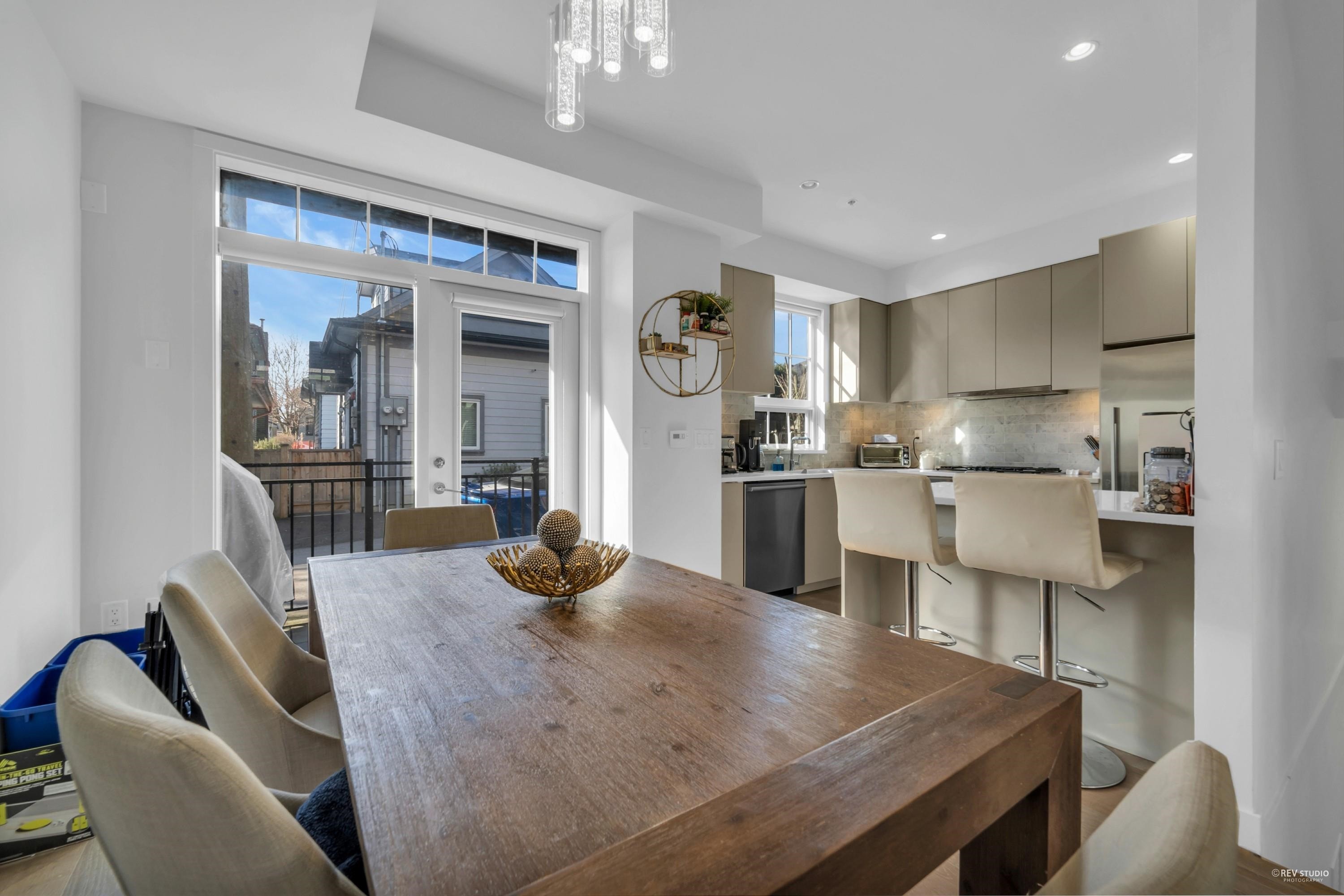 7901 Oak Street, Vancouver, BC