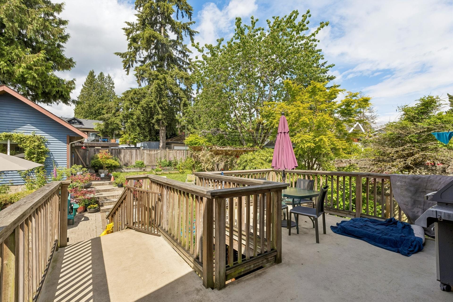 534 7Th Street E, North Vancouver, BC