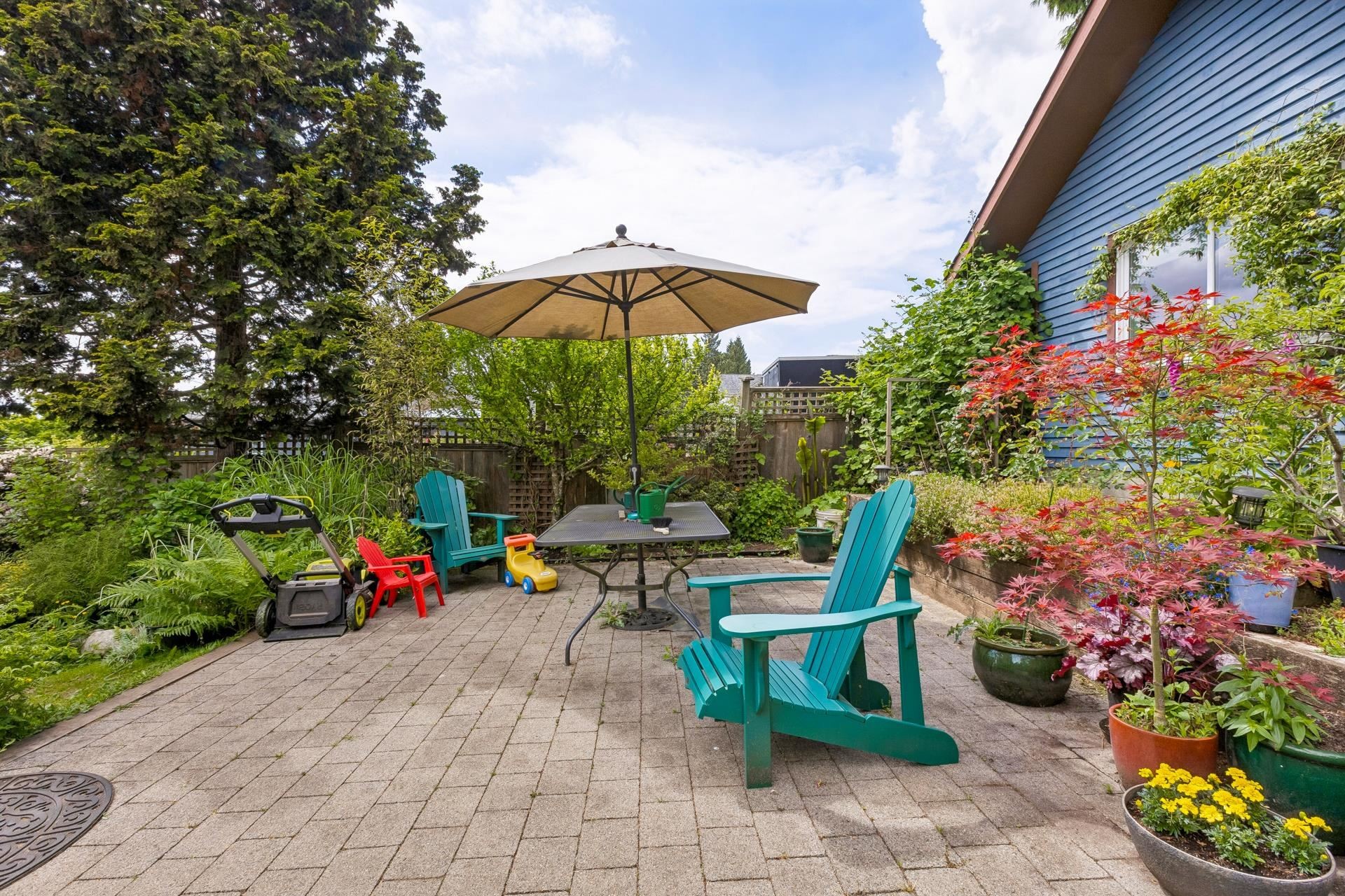 534 7Th Street E, North Vancouver, BC