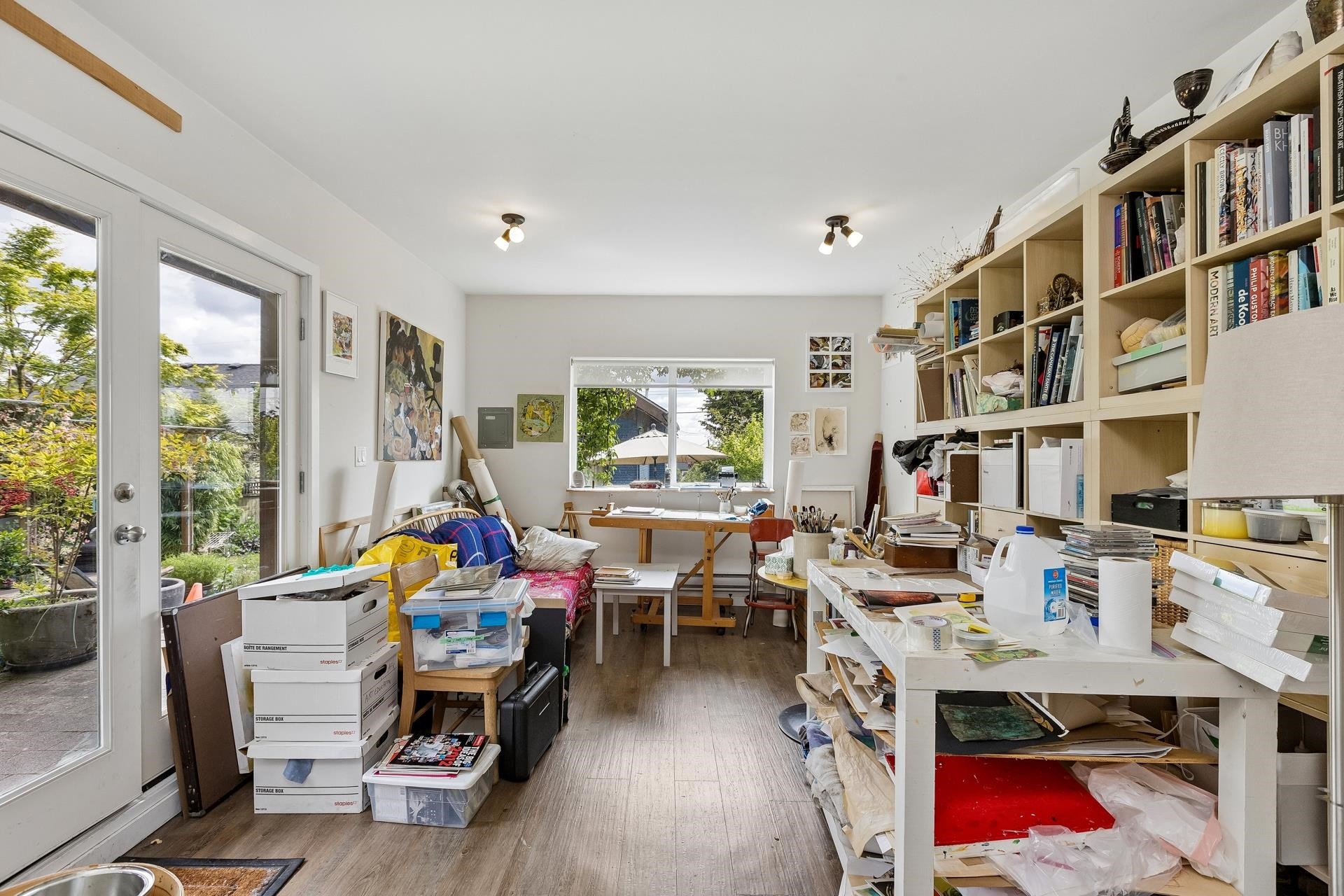 534 7Th Street E, North Vancouver, BC