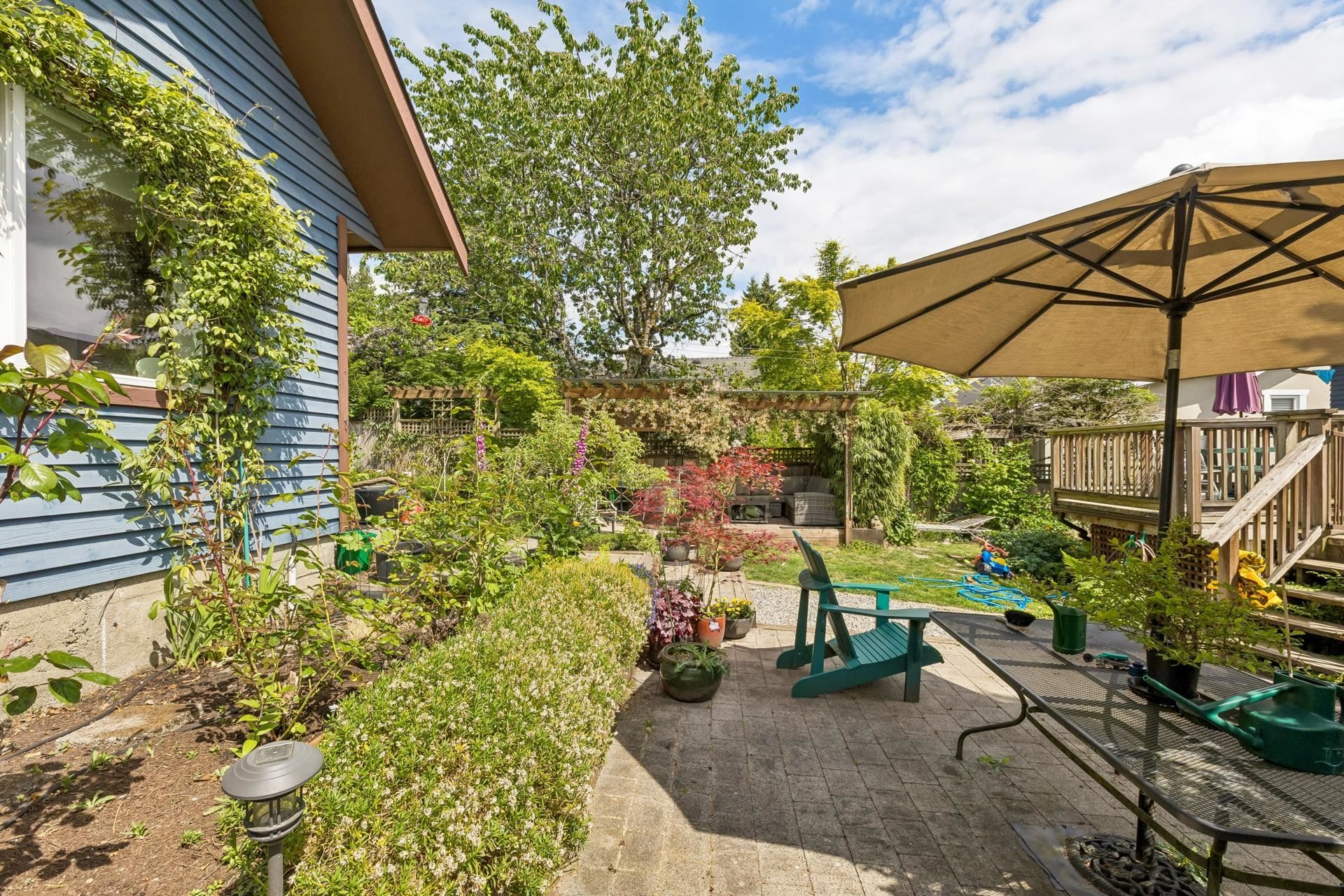 534 7Th Street E, North Vancouver, BC