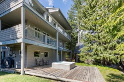 8325 Rainbow Drive Whistler, BC V0N 1B8