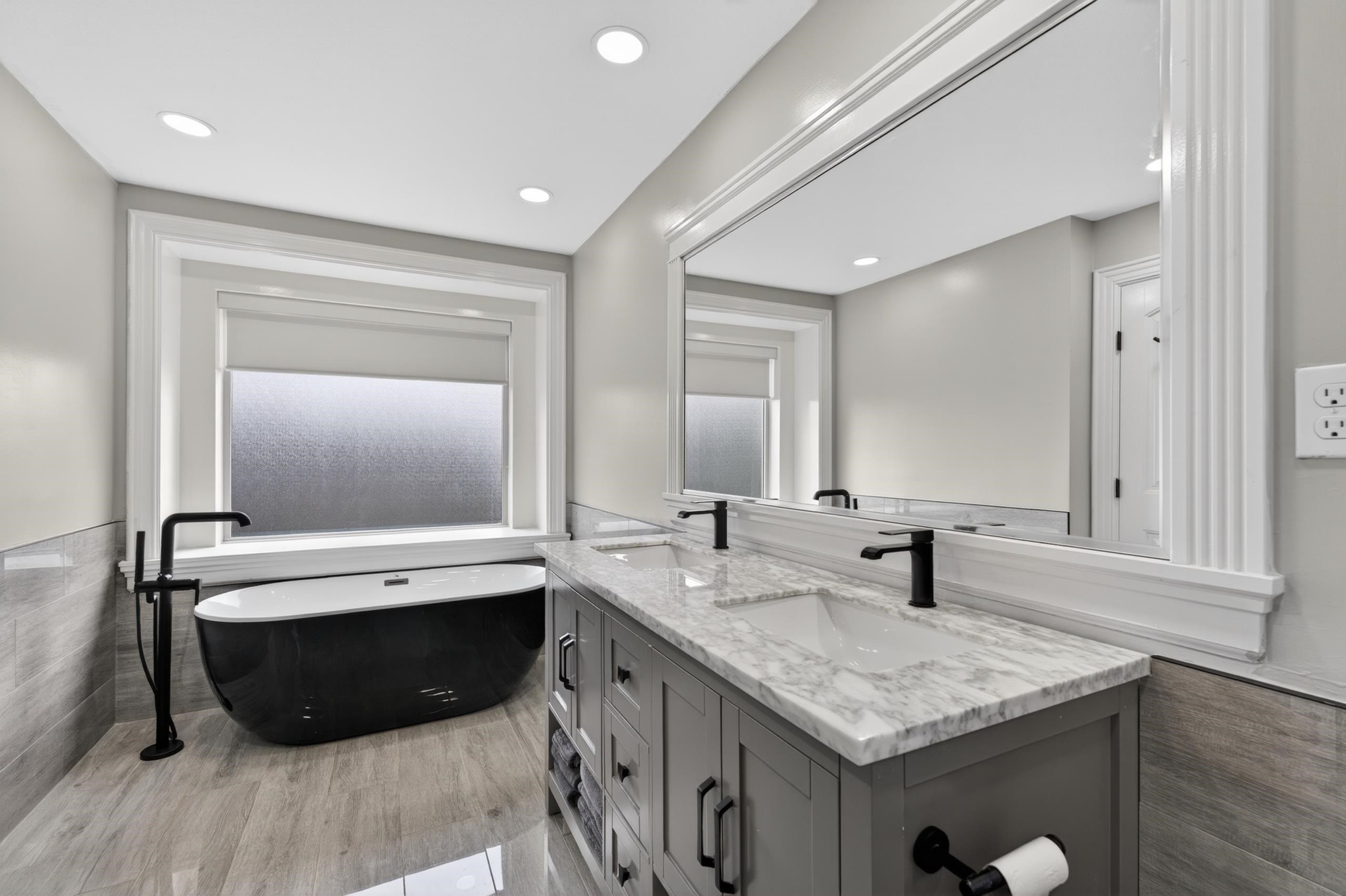 1213 Burkemont Place, Coquitlam, BC